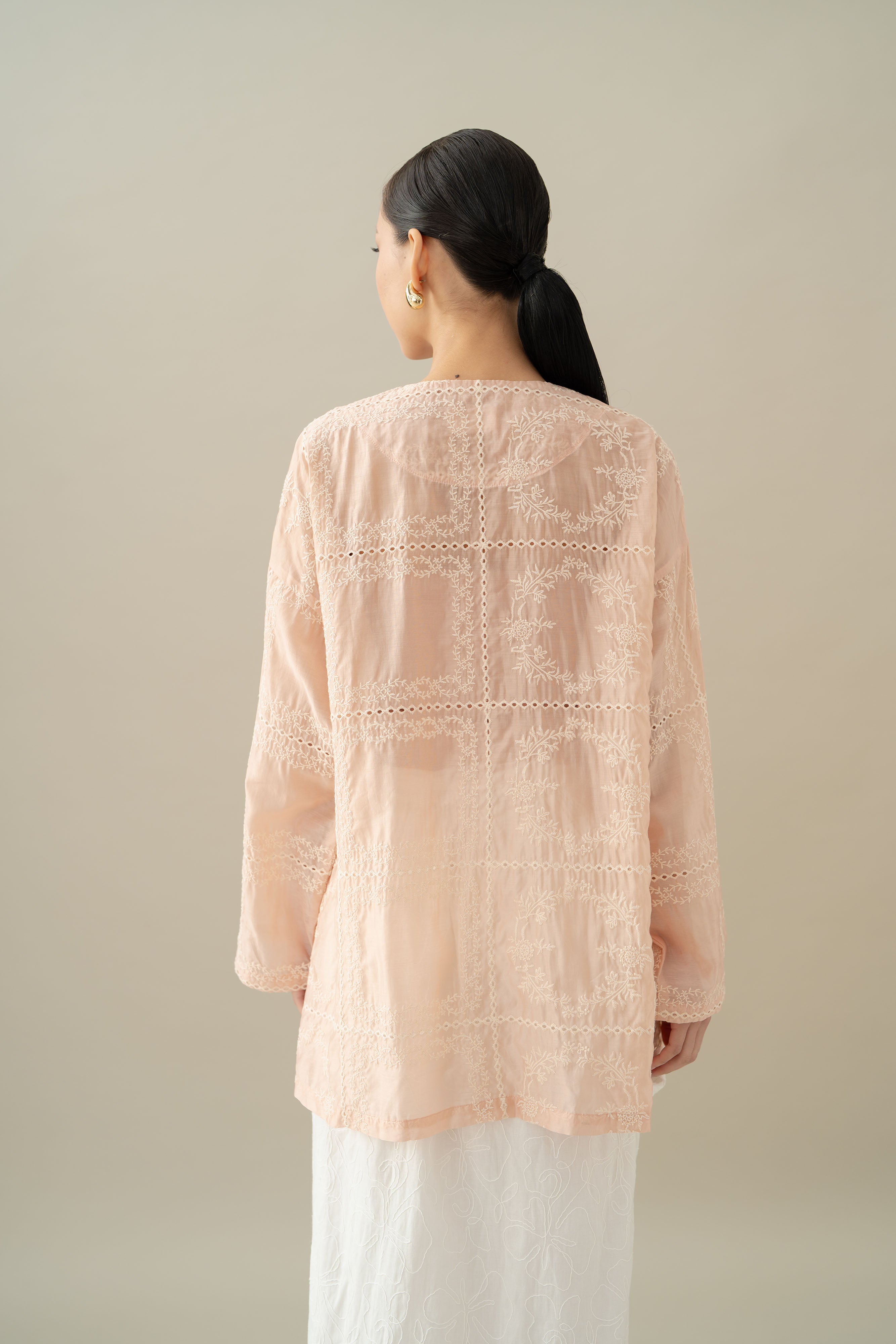 Lembayung Long Sleeve Top in Peach