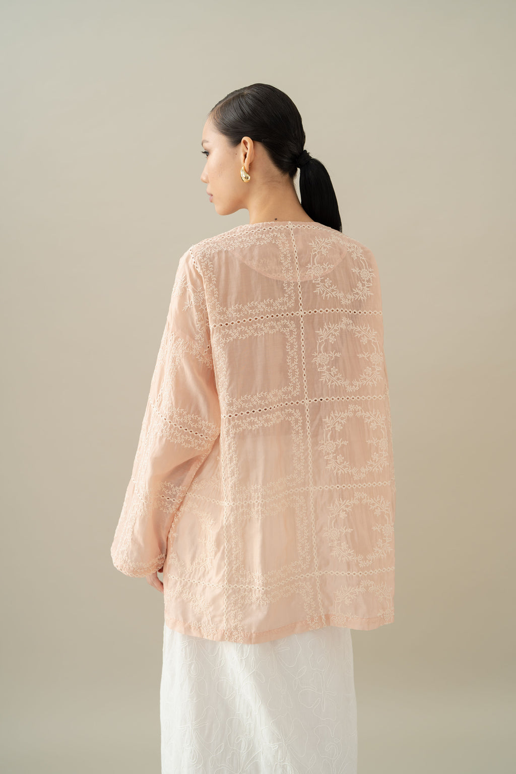 Lembayung Long Sleeve Top in Peach