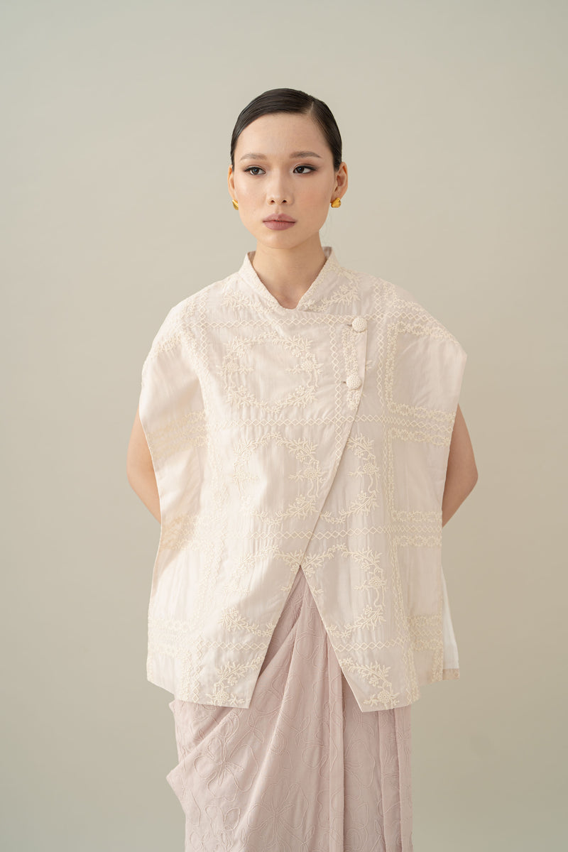 Lembayung Asymmetric Embroidery Top in Blush (Ready Shipment 11-25 March 2025)