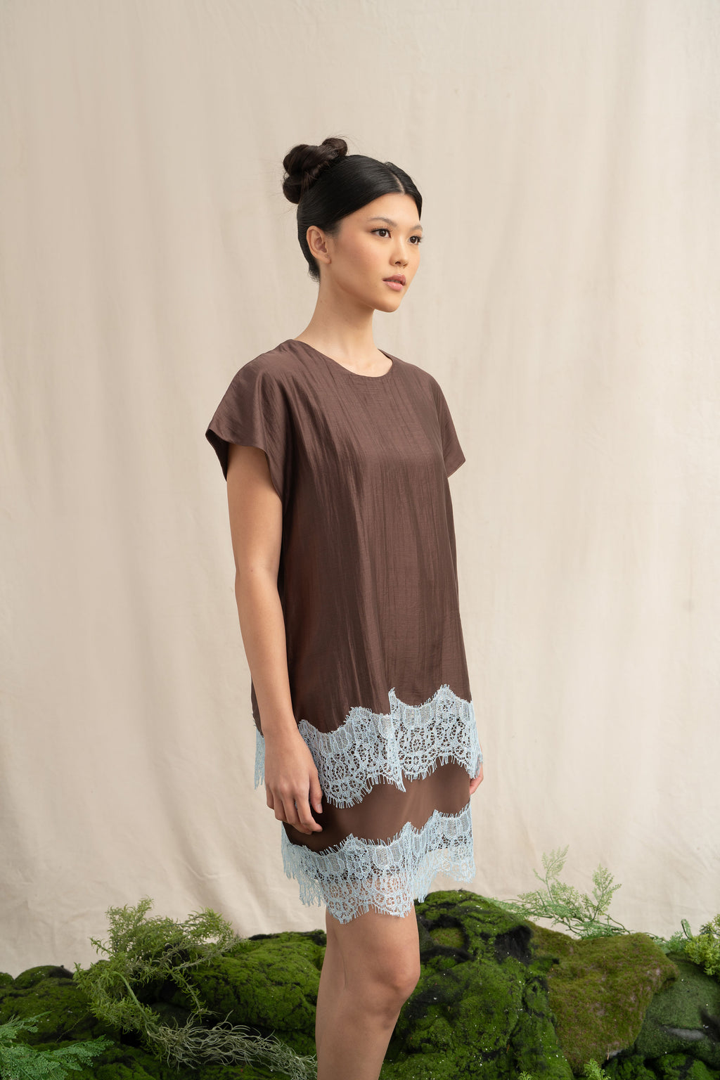 SD Lacey Sleeve Top in Espresso (Shipment Date 8-19 June 2026)