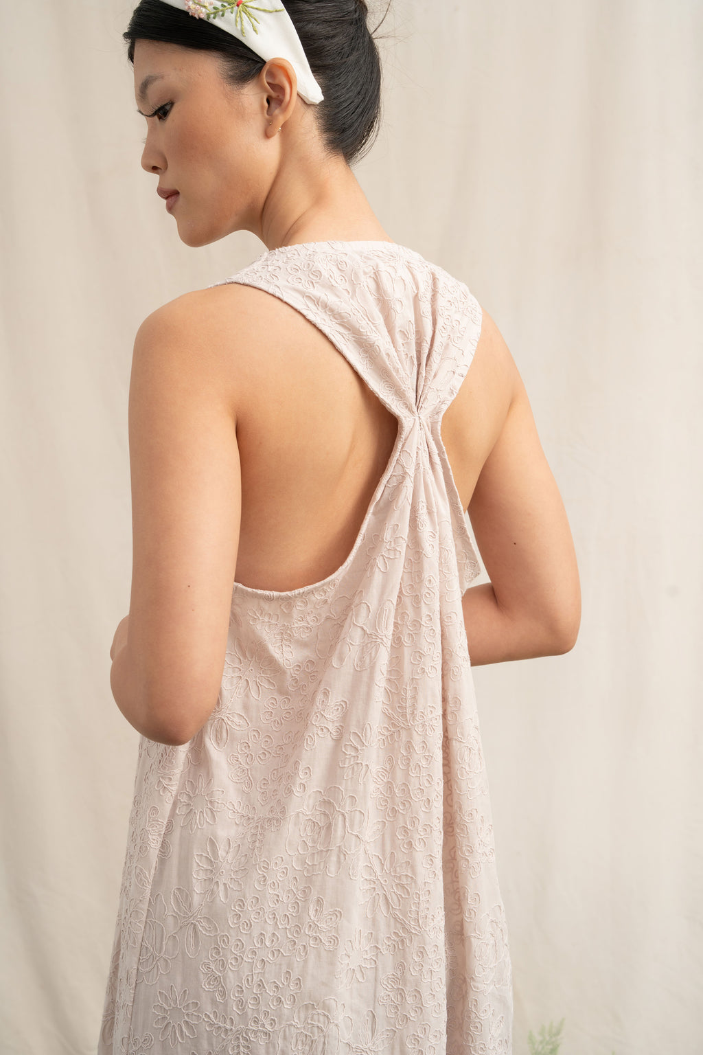 SD Embroidery Maxi Dress in Pale Pink (Shipment Date 8-19 June 2026)