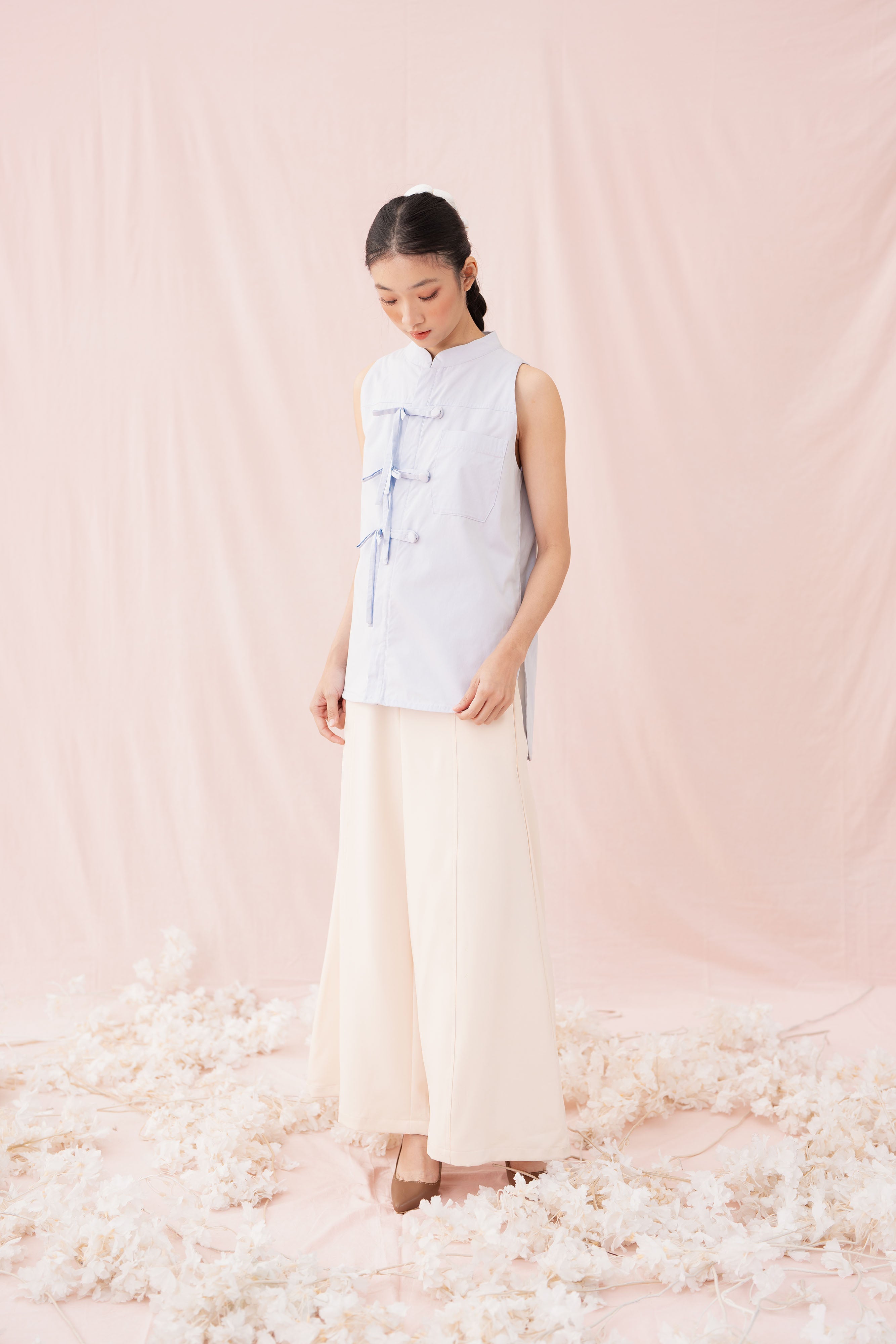 ETNY Sleeveless Shirt