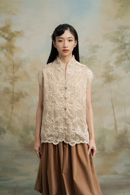 Putu Ayu In Champagne