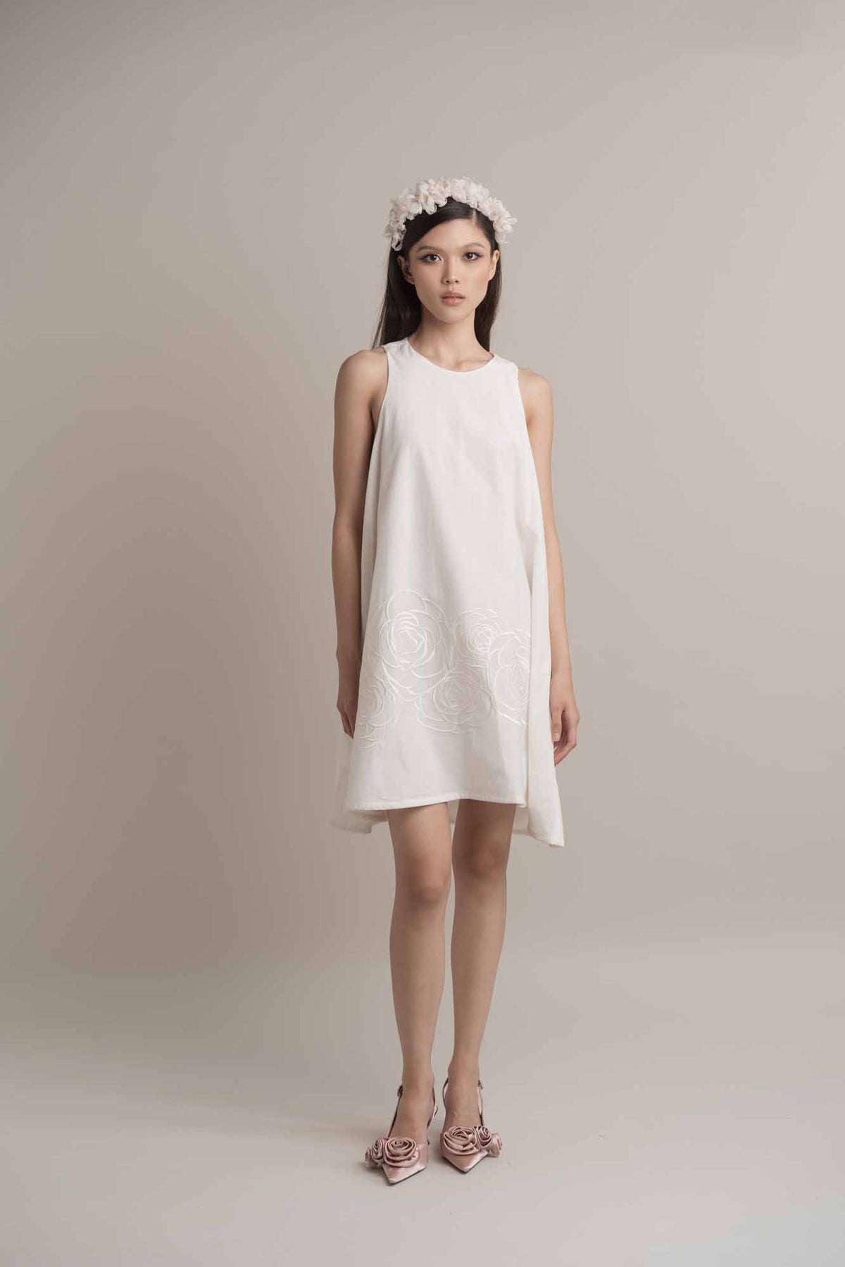 Camilla Embroidery Mini Dress – NOVERE Camilla Embroidery Mini Dress – NOVERE
