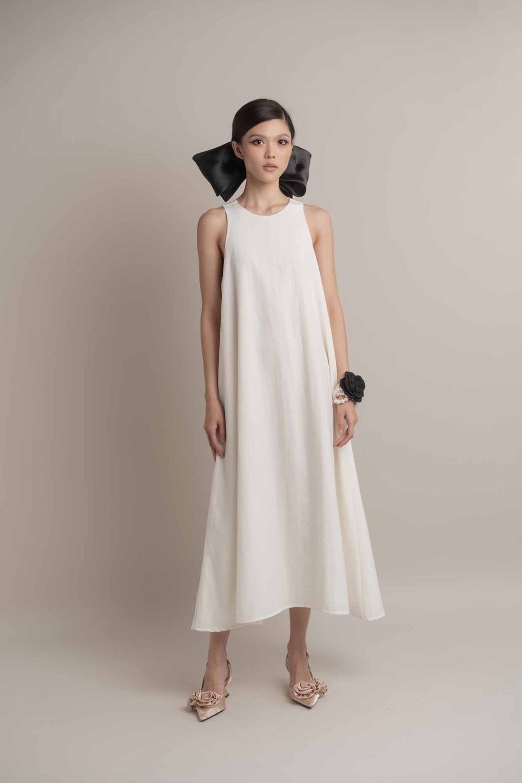 Camilla Sleeveless Midi Dress with Brooch