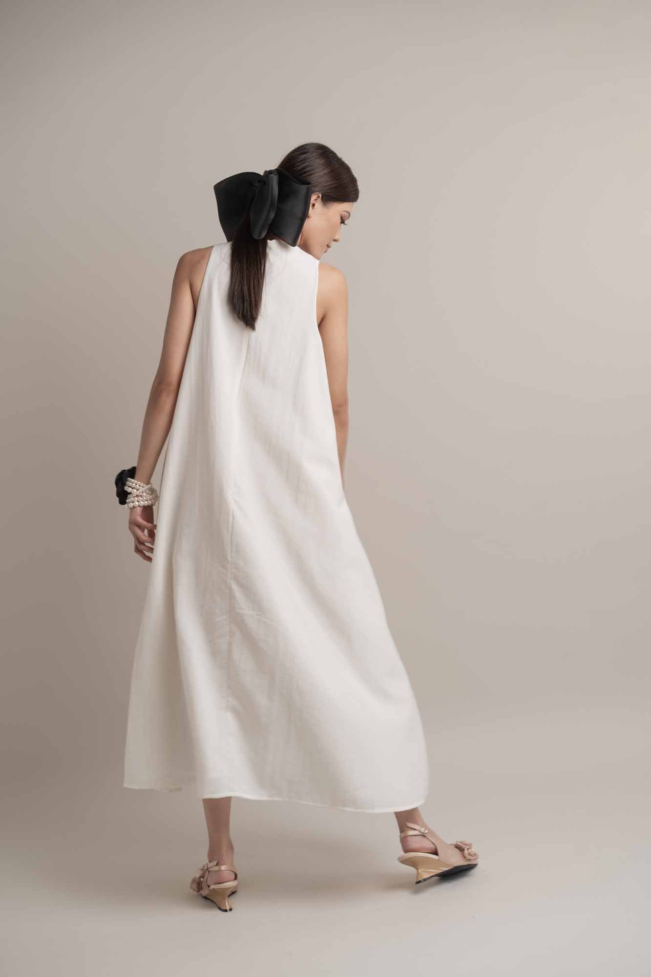 Camilla Sleeveless Midi Dress with Brooch