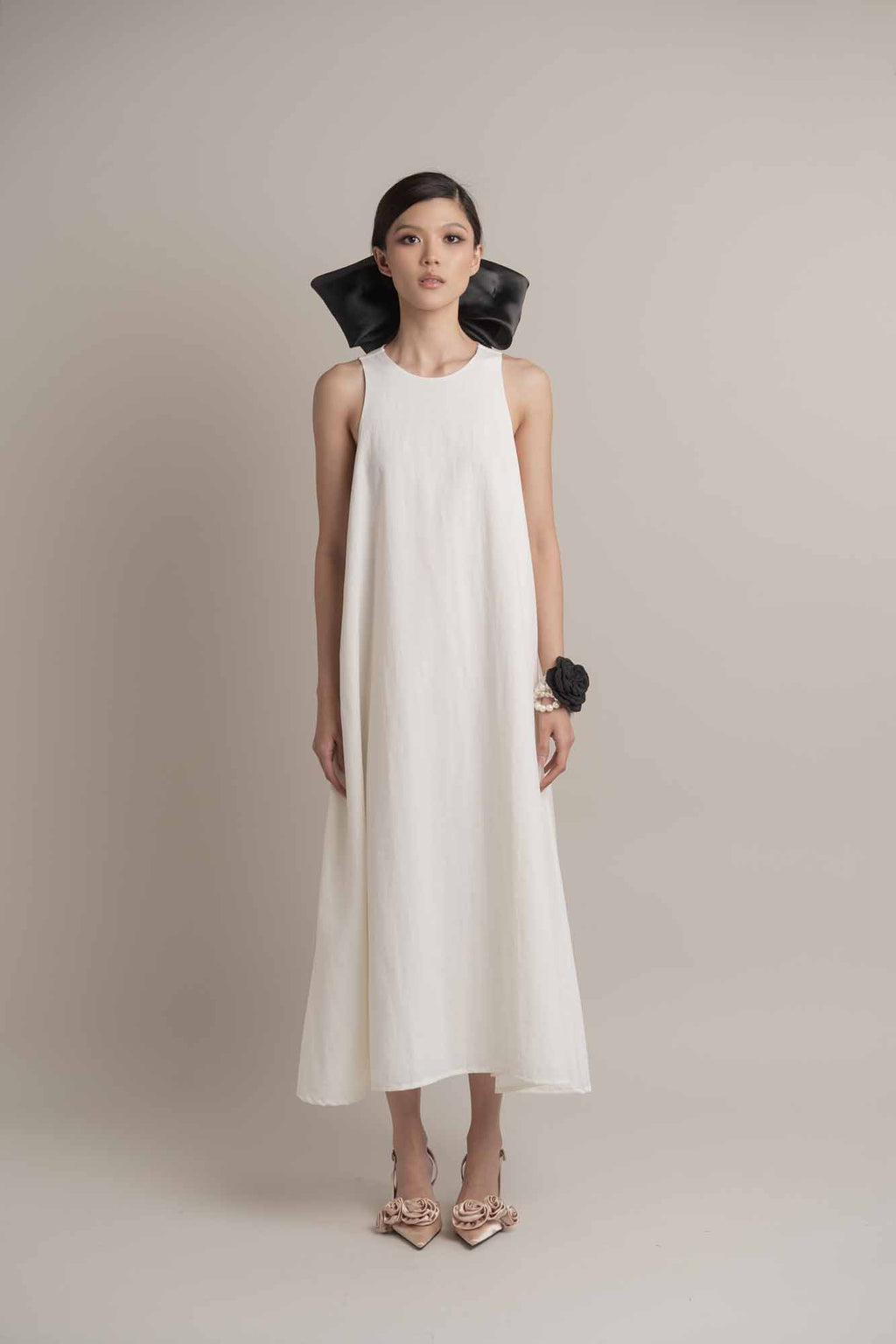 Camilla Sleeveless Midi Dress with Brooch