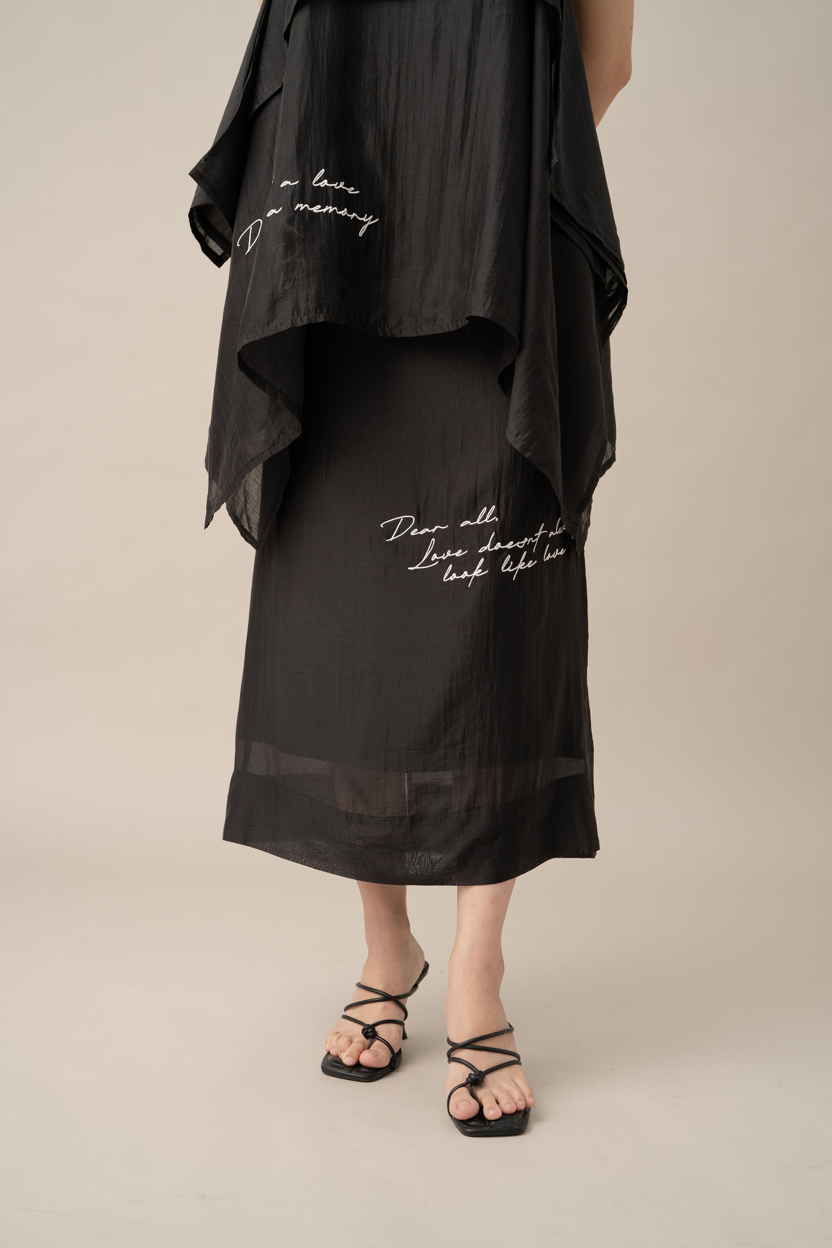 DA Lace Letter Top in Licorice