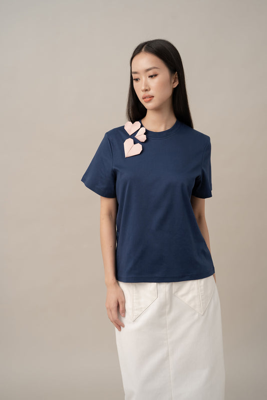 DA Signature Tshirt in Navy