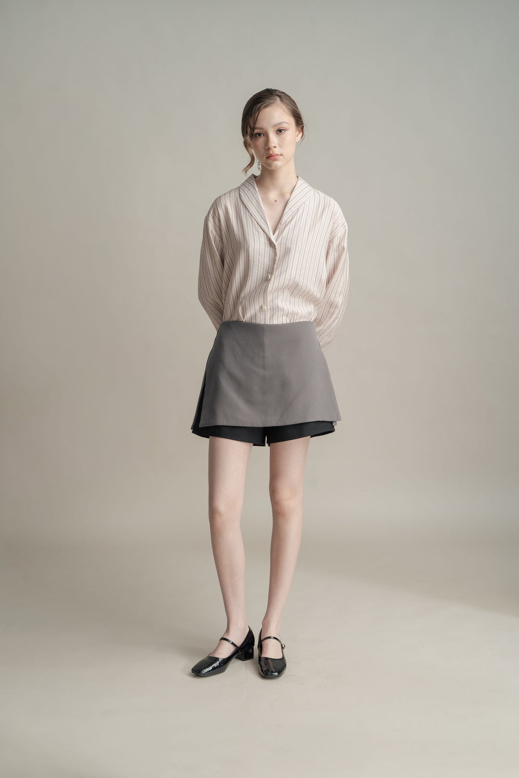 PO Quiet Two Layers Skort in Grey (Shipment Date 15 September-05 October 2026)