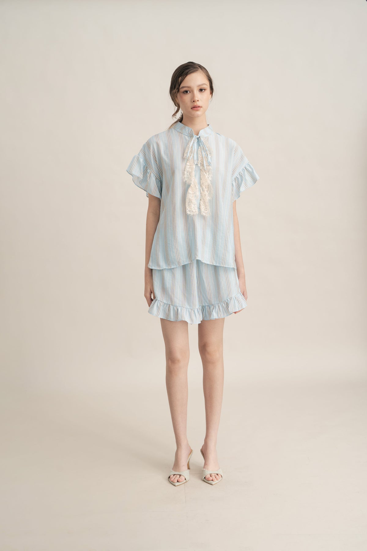 PO Quiet Ruffle Stripe Top in Blue (Shipment Date 15 September-05 October 2026)