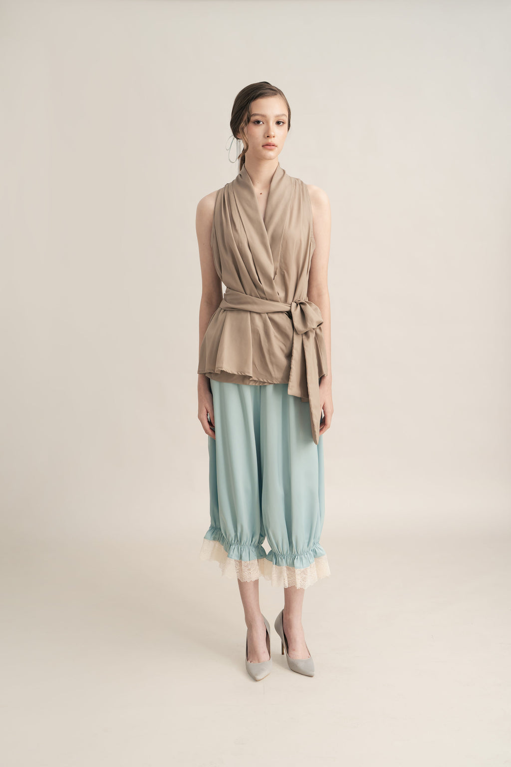 Quiet Halter Top in Latte