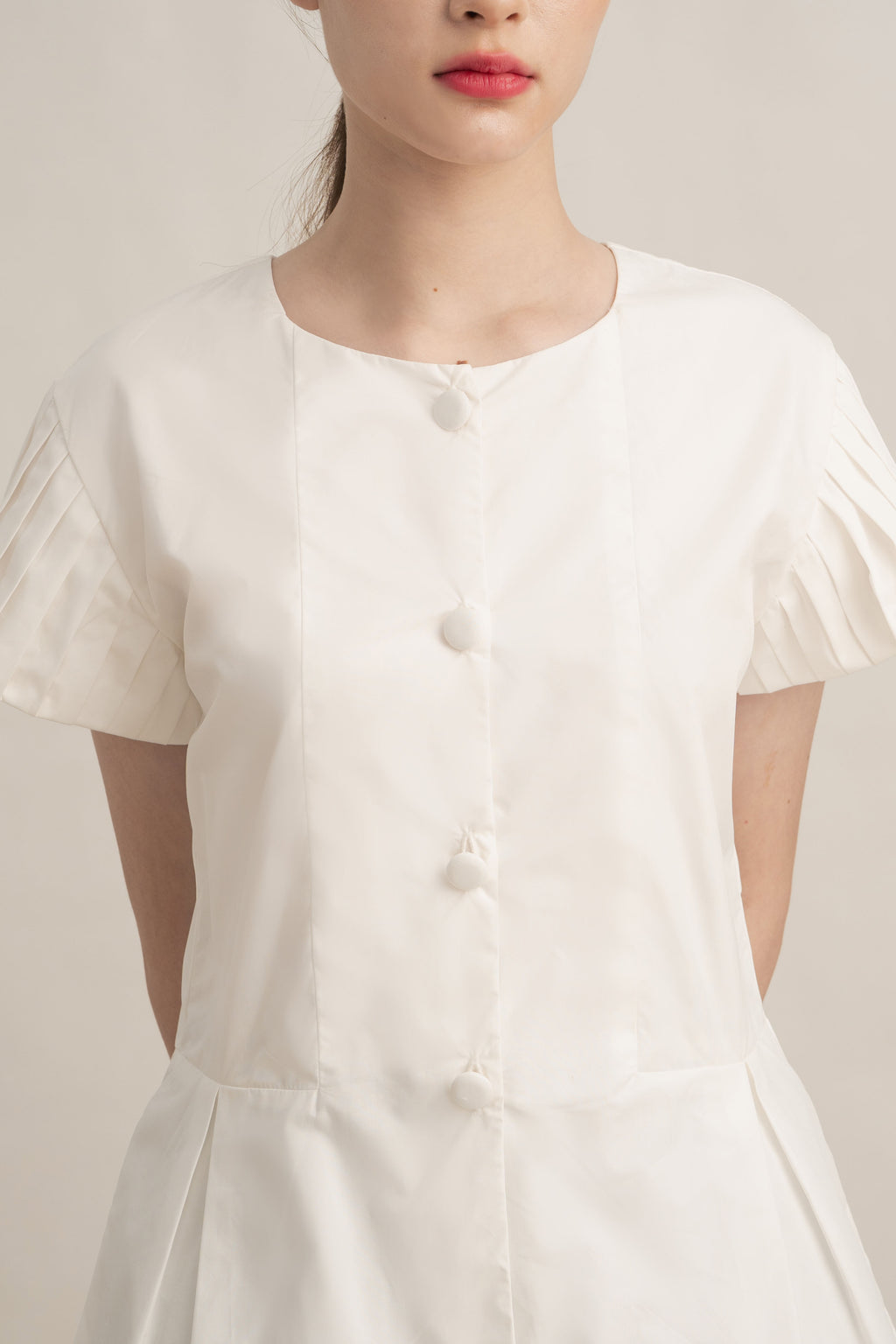 PO Quiet Pleats Sleeve Top in Buttermilk (Shipment Date 15 September-05 October 2026)