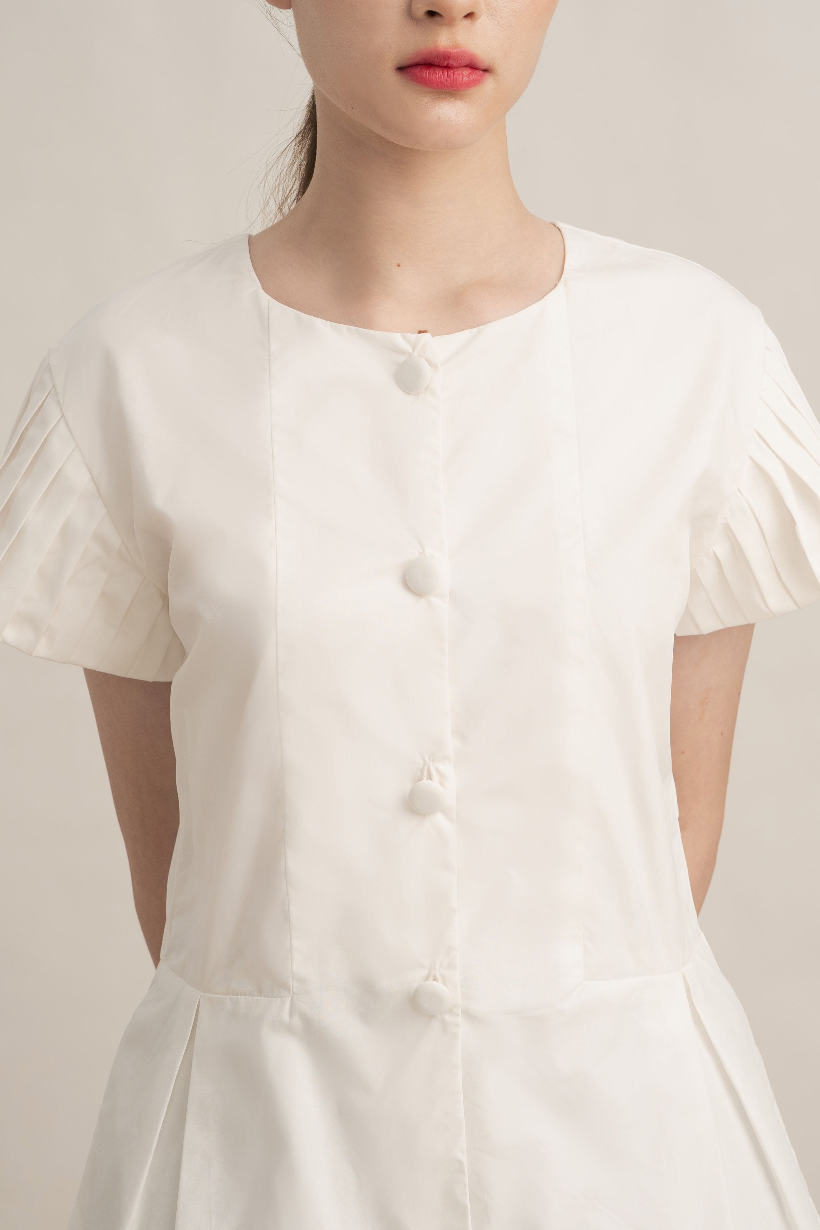 PO Quiet Pleats Sleeve Top in Buttermilk (Shipment Date 15 September-05 October 2026)