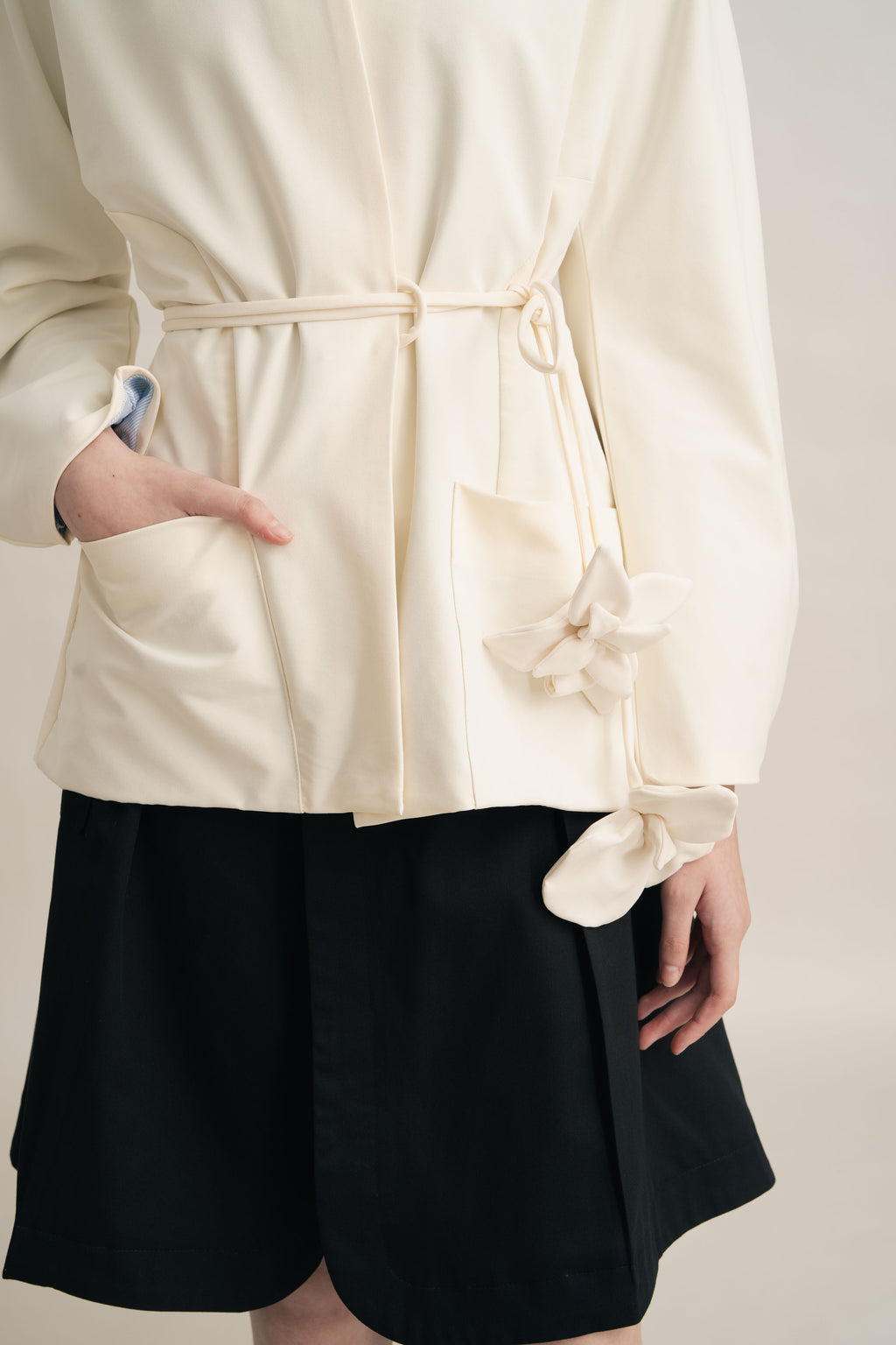 Quiet Bloom Outer in Buttermilk (Belt Included)