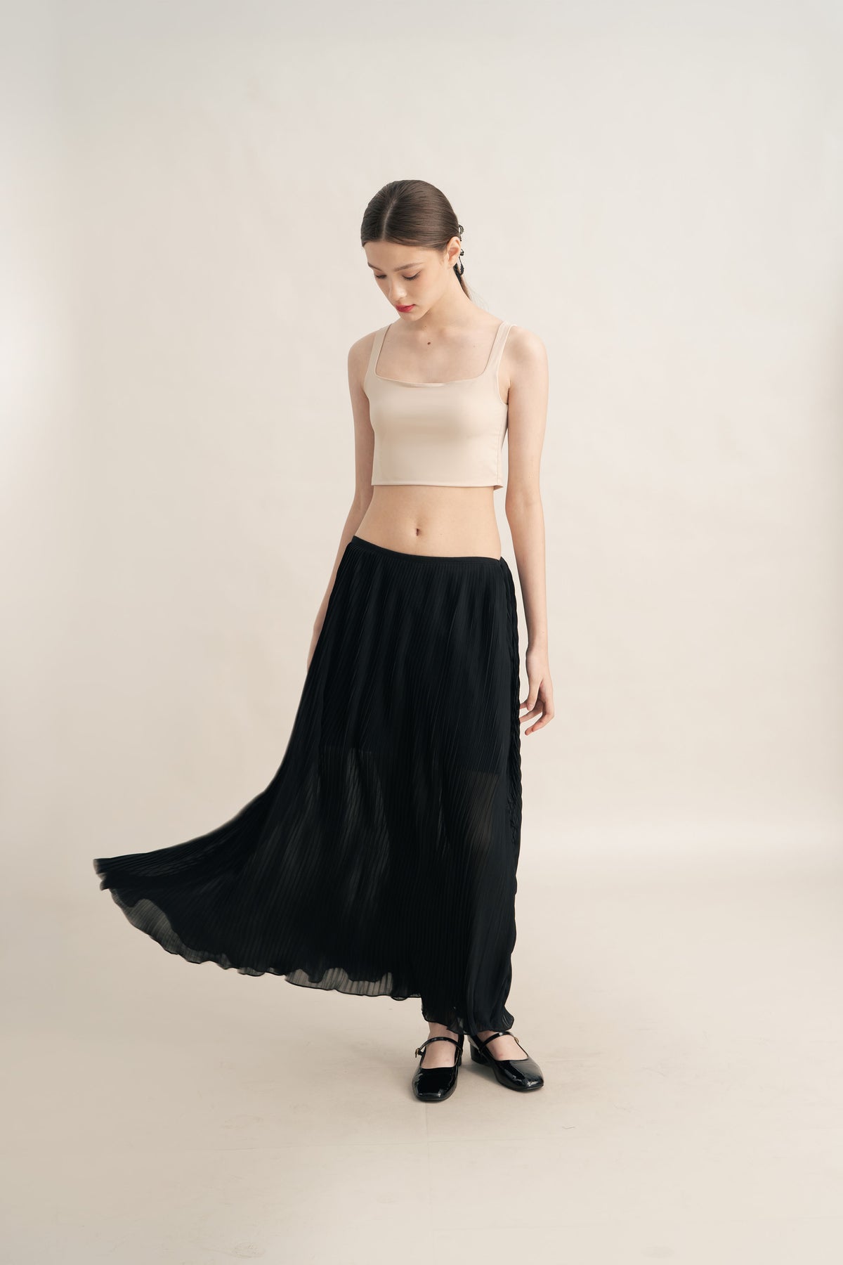 Quiet Long Pleats Skirt in Licorice