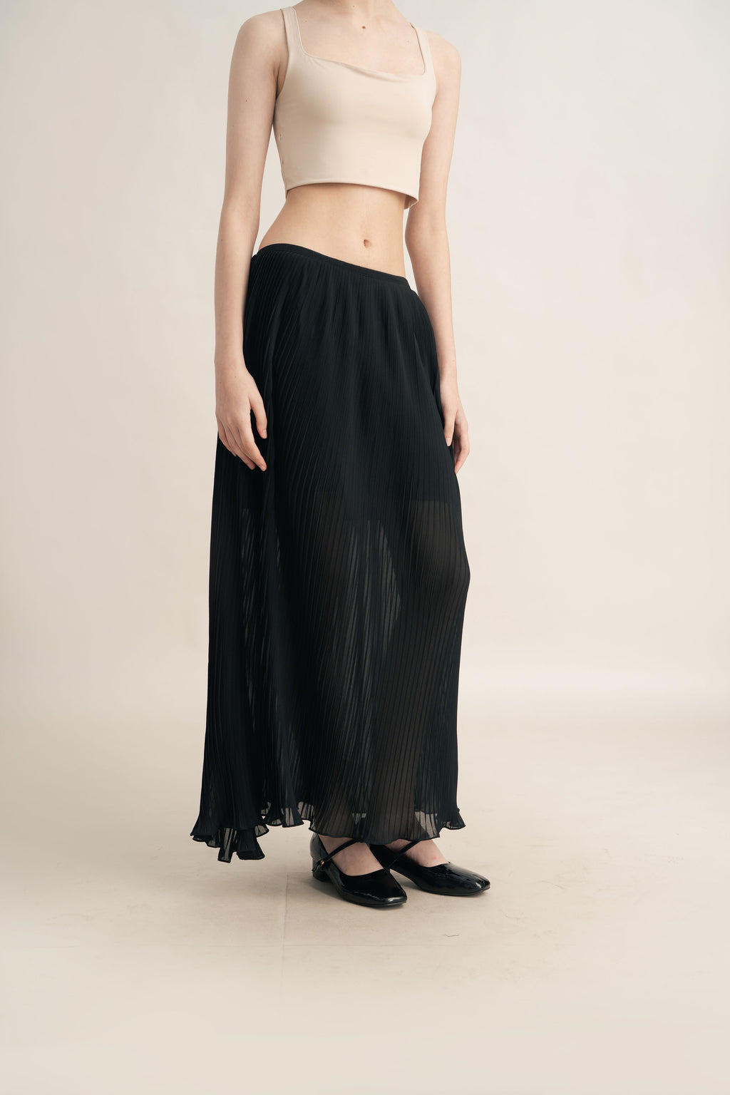 Quiet Long Pleats Skirt in Licorice