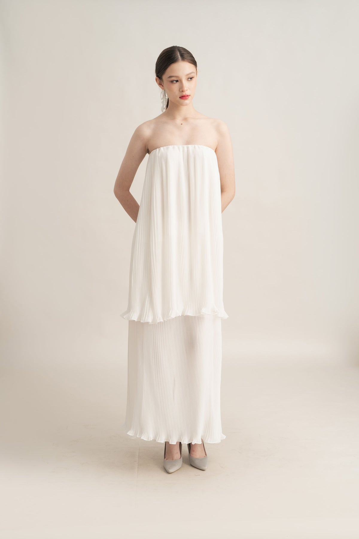 Quiet Long Pleats Tube in Buttermilk