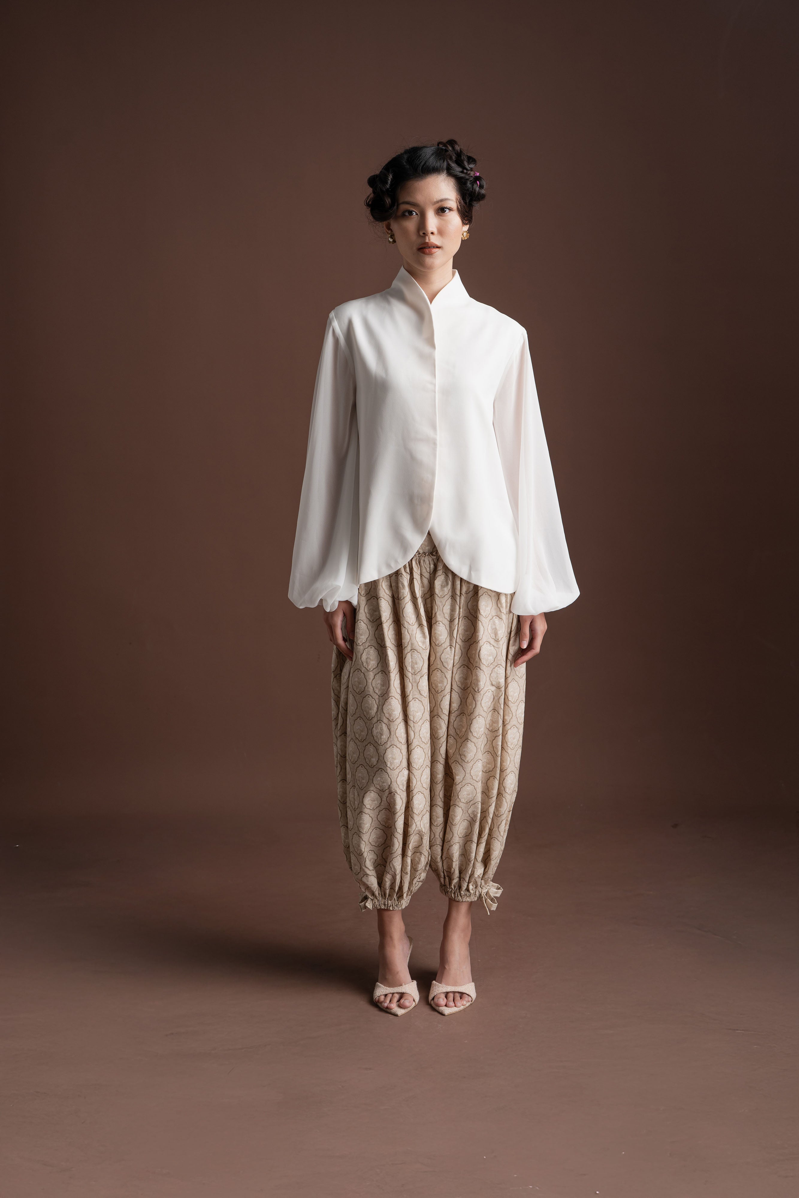 Senandika Long Sleeve Kebaya Top in Buttermilk - Belt Included