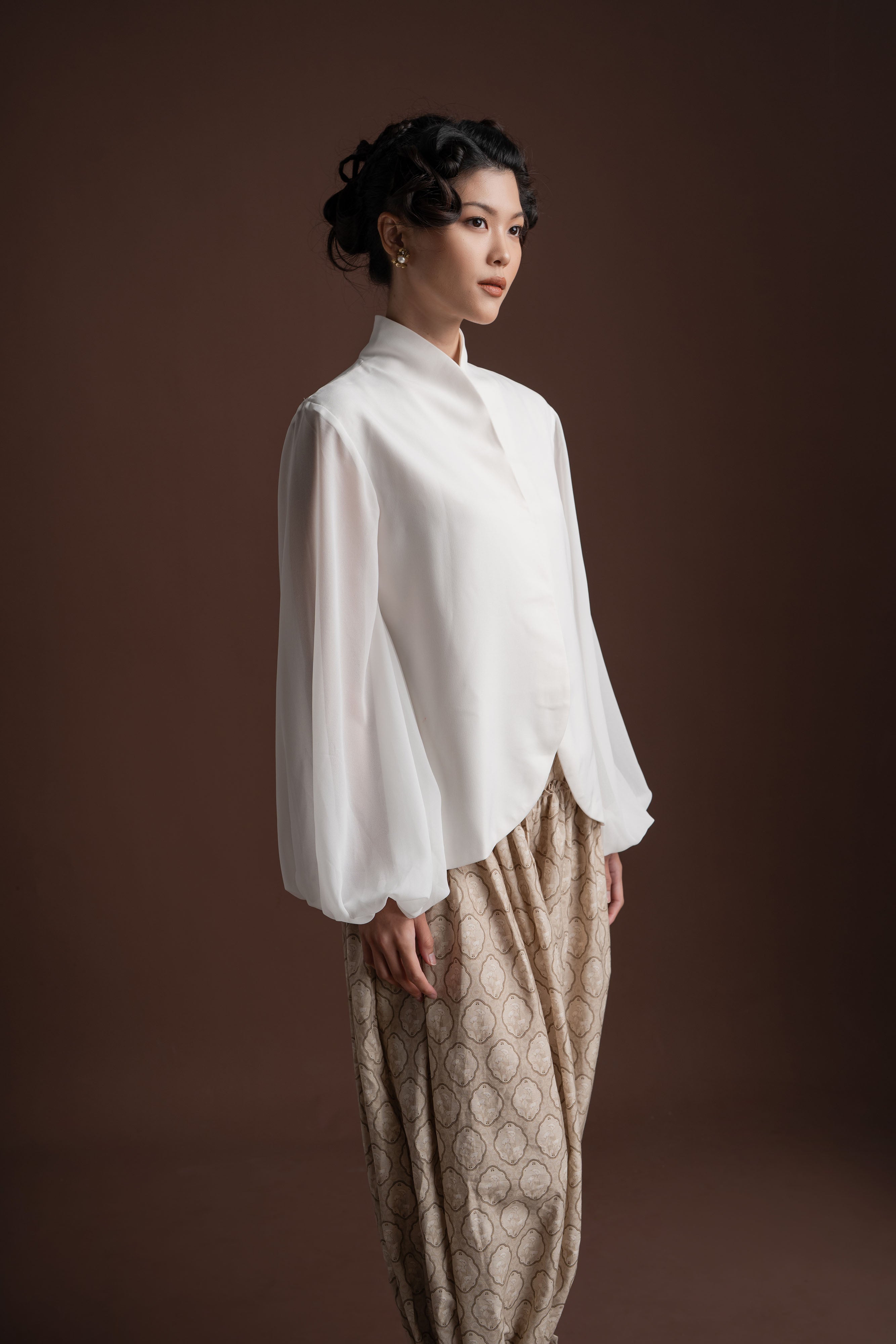 Senandika Long Sleeve Kebaya Top in Buttermilk - Belt Included