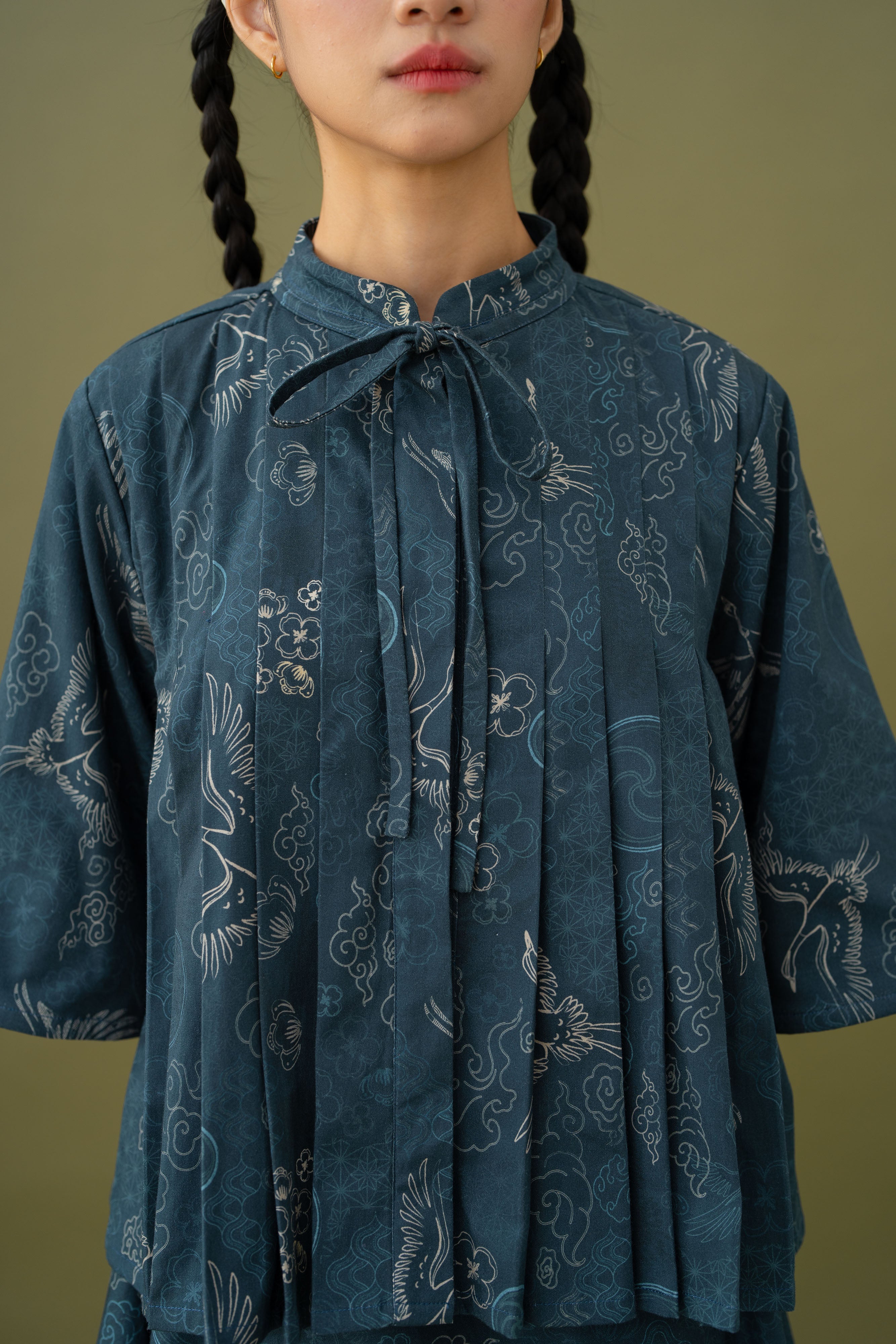 Jade Pattern Pleated Top