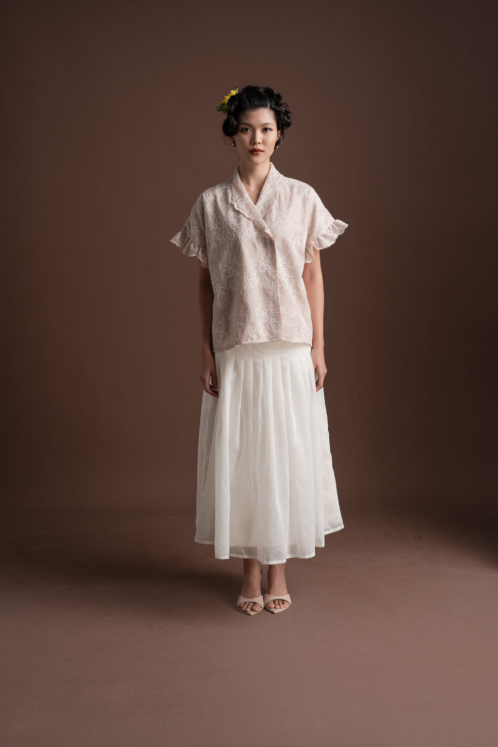 Senandika Pias Top in Hey Baby