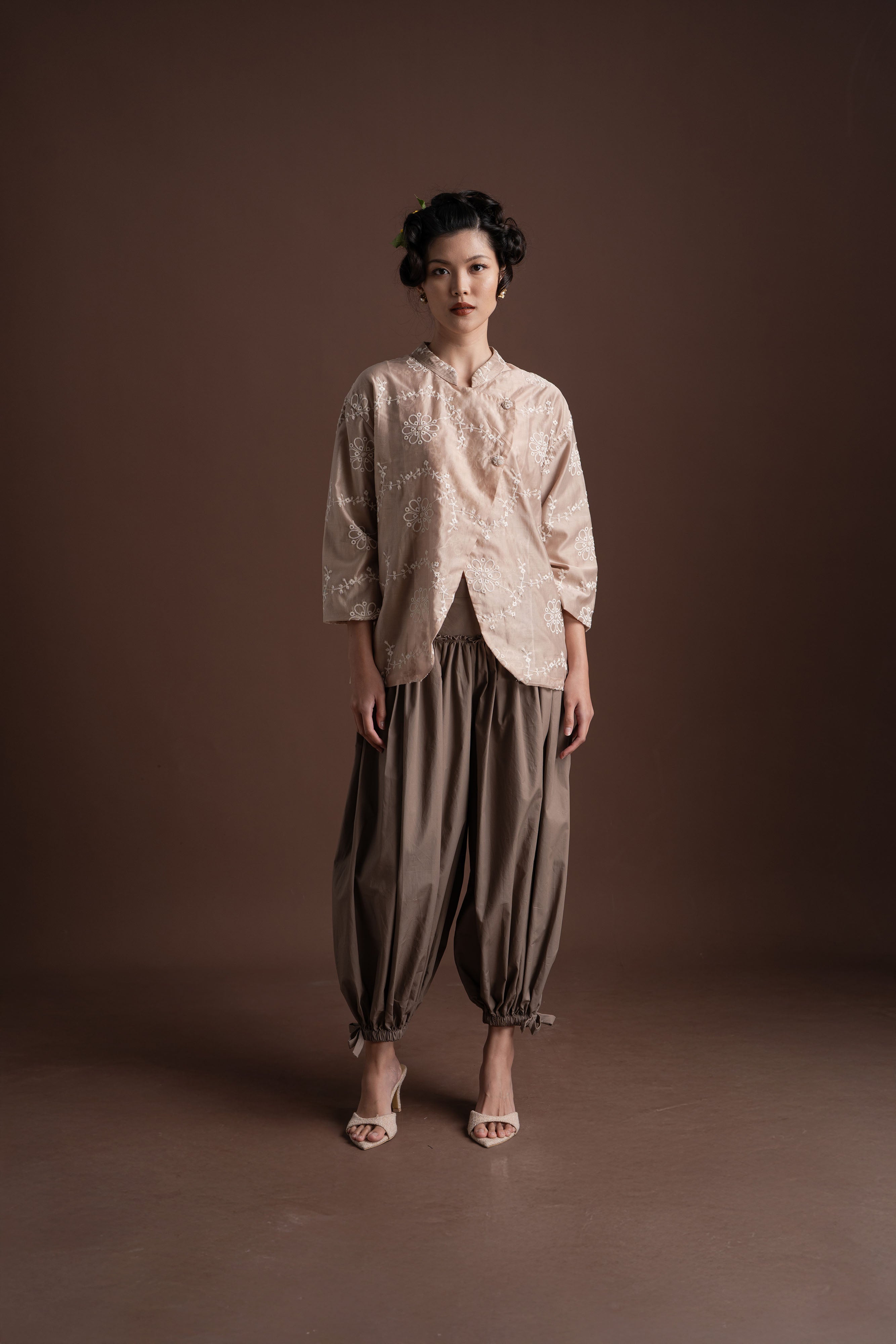 Senandika Senja Top in Mocha