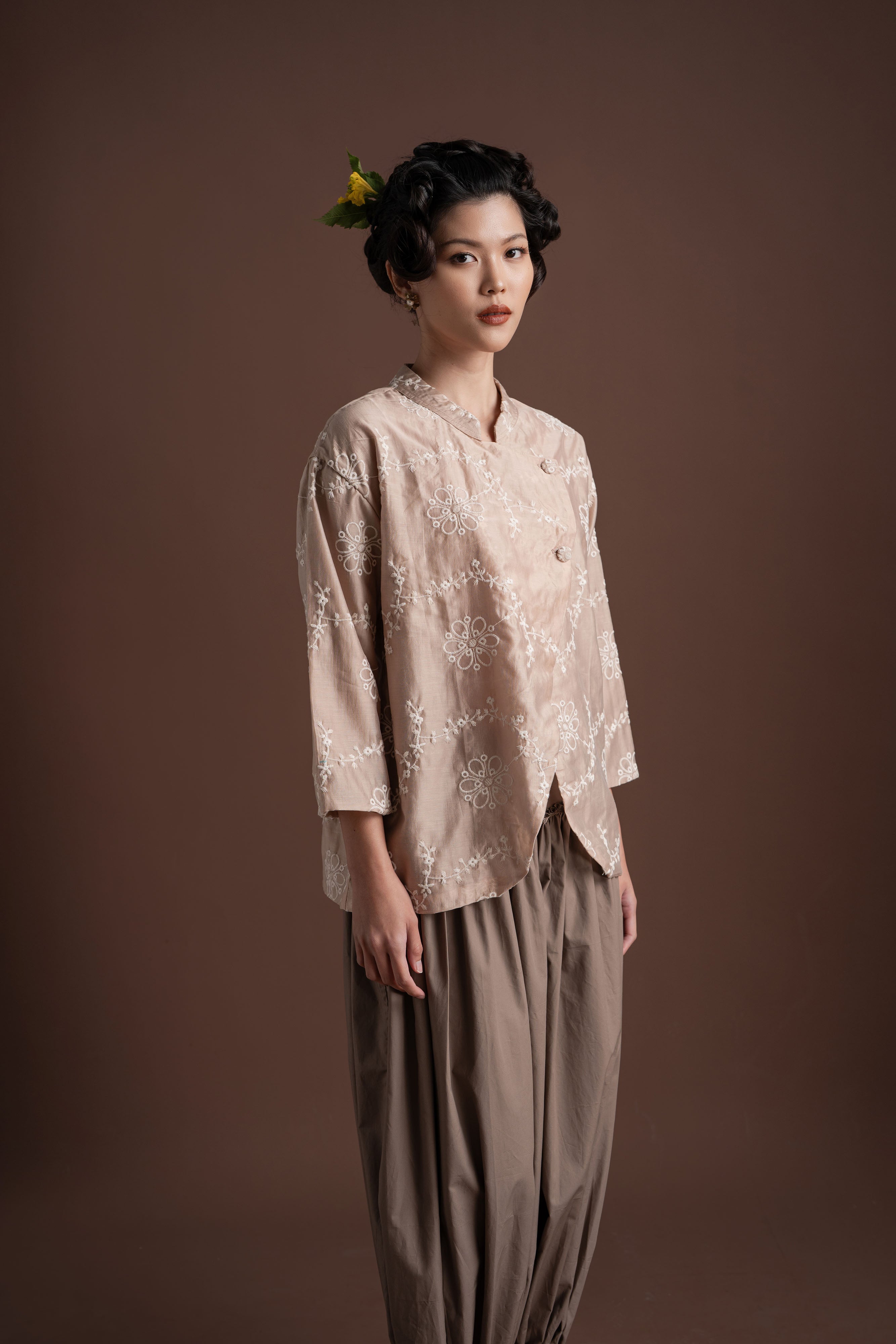 Senandika Senja Top in Mocha