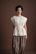 Senandika Aksa Vest in Buttermilk