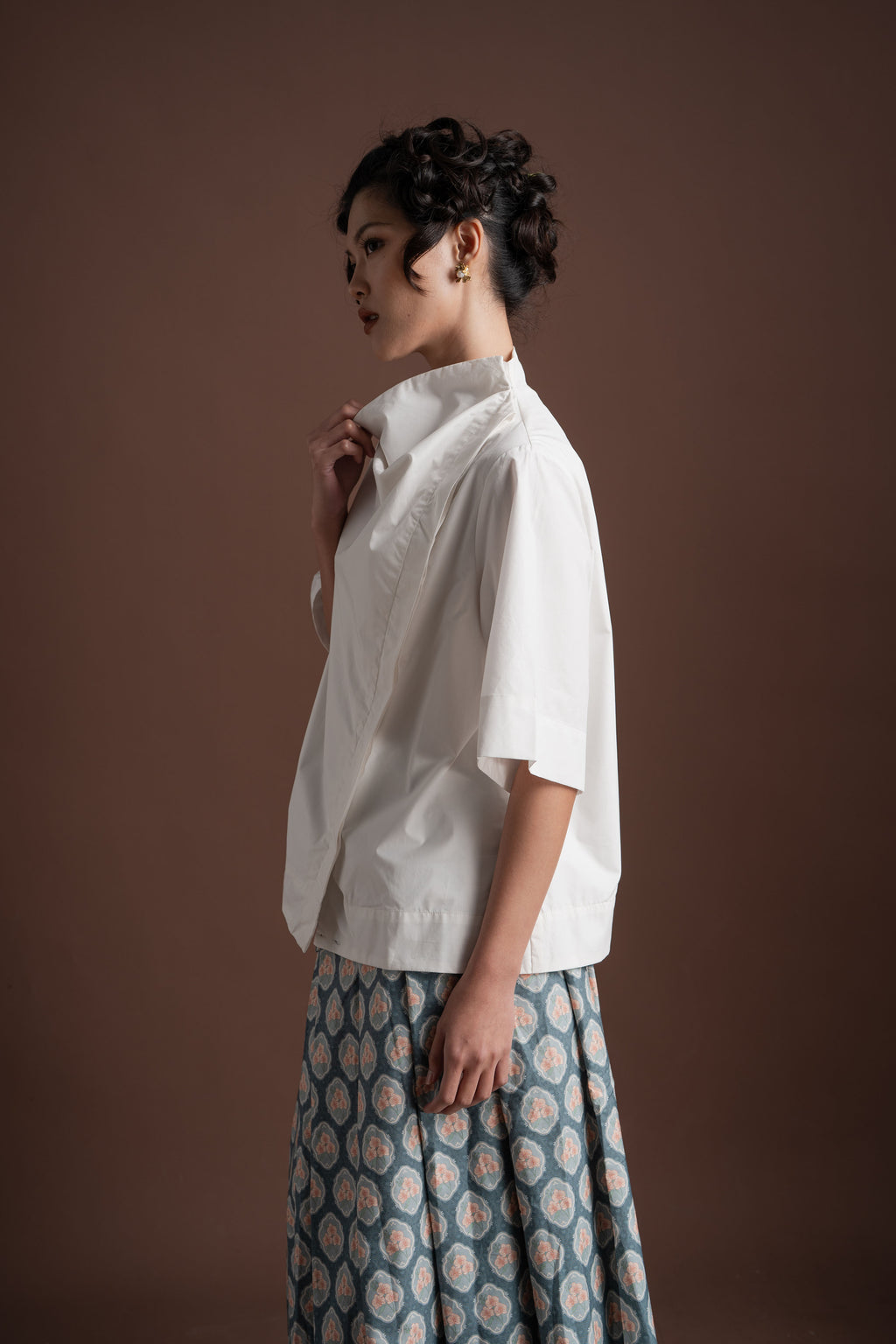 Senandika Teduh Shirt in Buttermilk