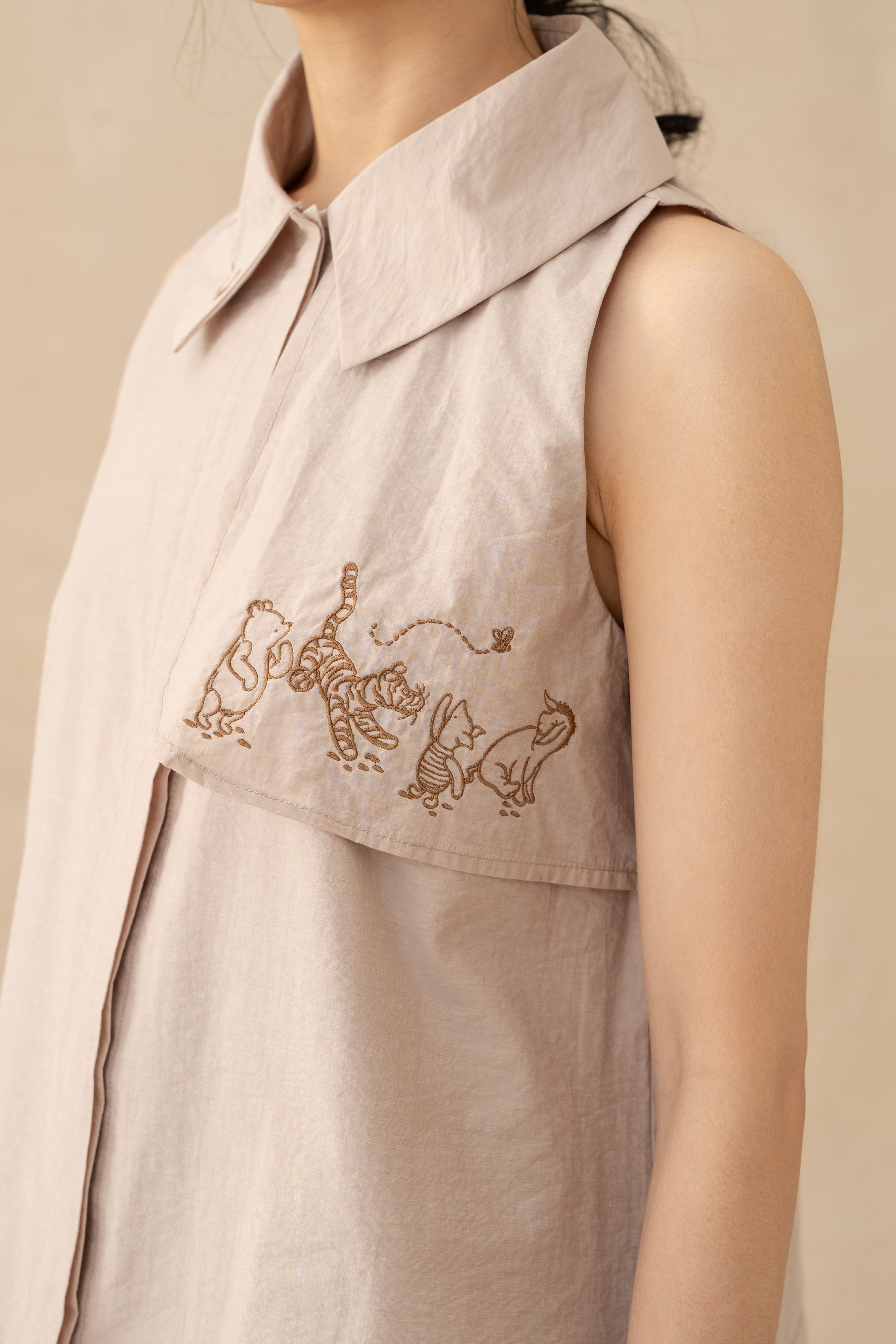 WTP Embroidery Sleeveless Top in Sand
