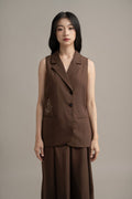 Cinderella Embroidery Vest In Toffee