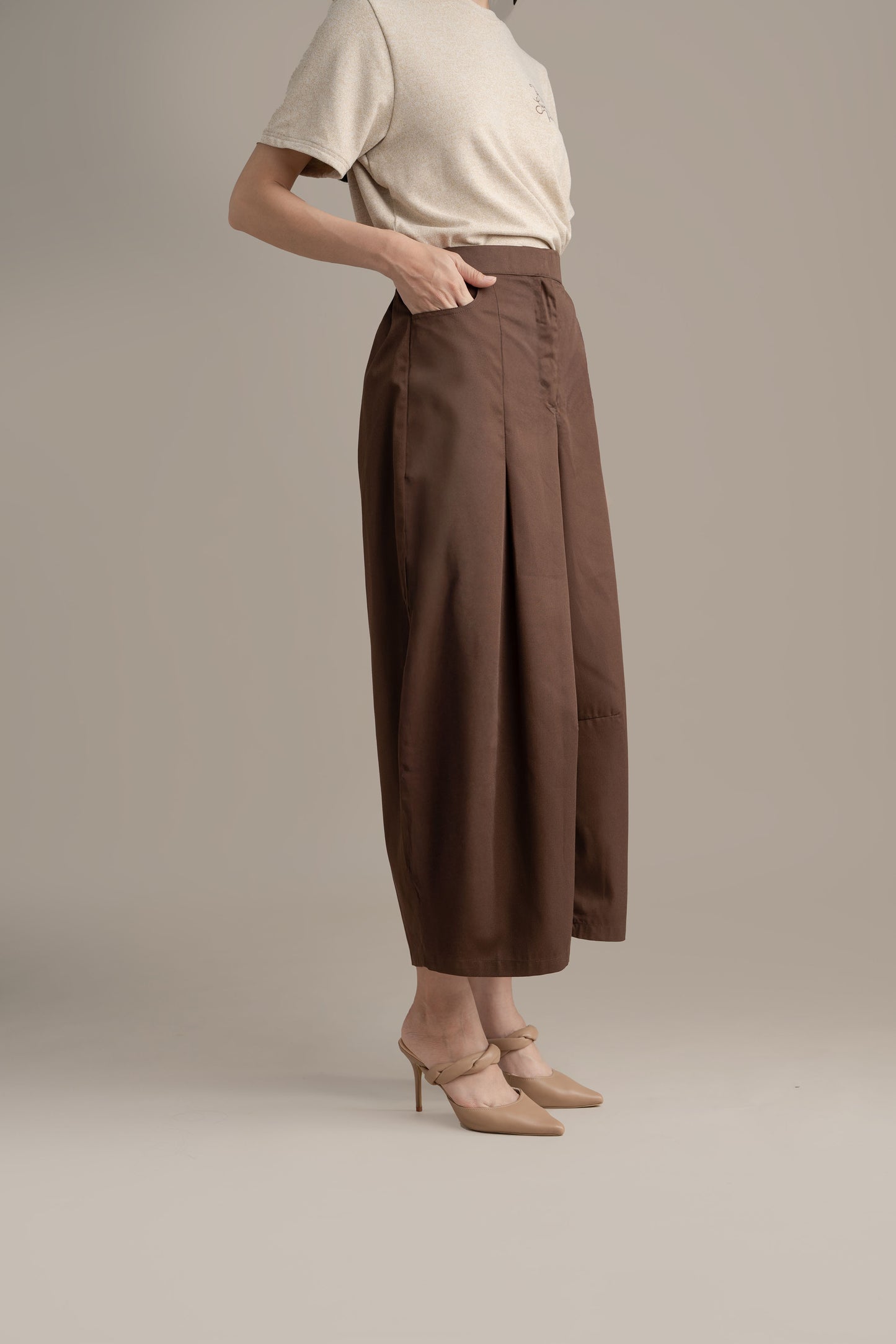 Cinderella Barrel Pants In Toffee