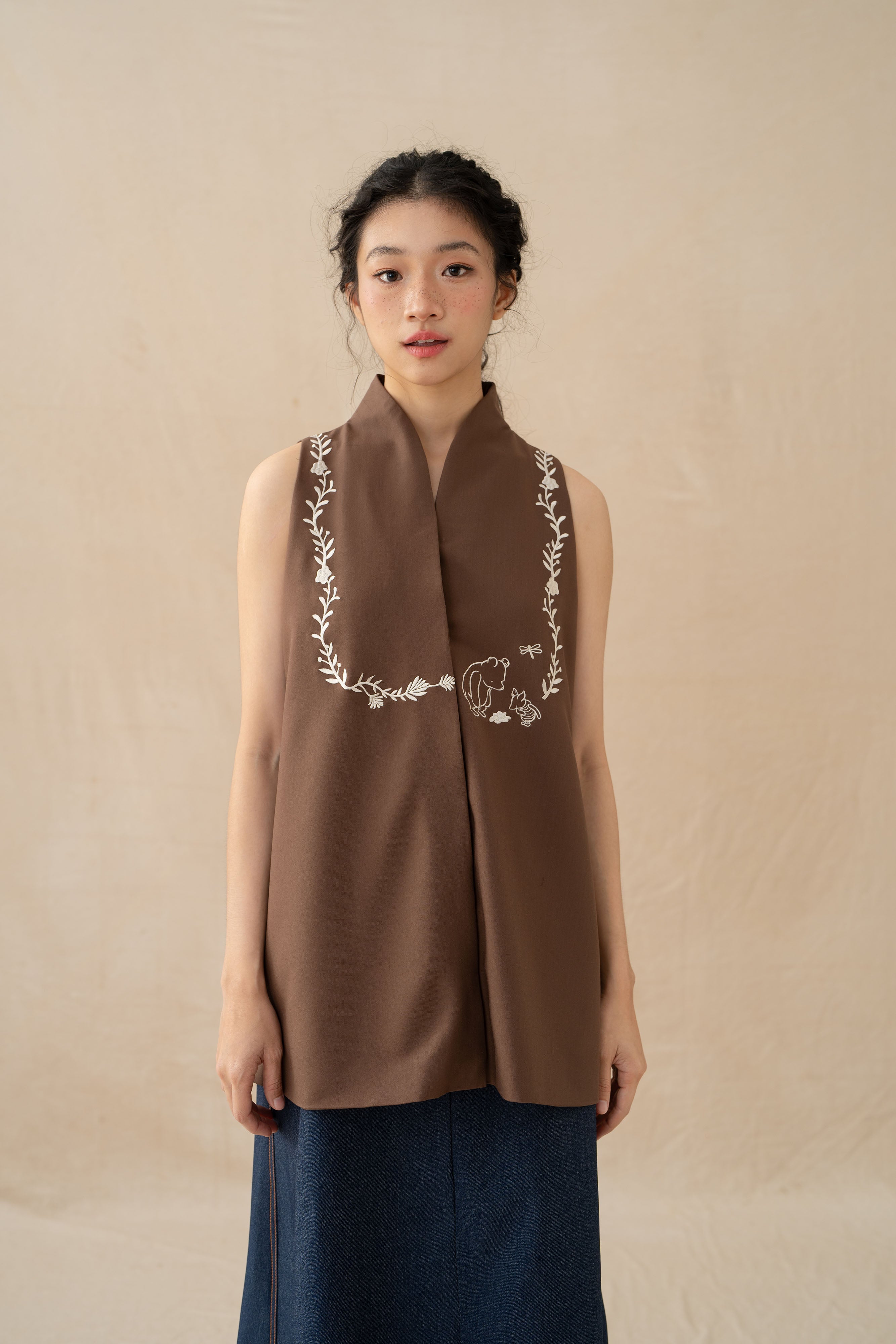 WTP Embroidery High Neck Top in Dark Brown
