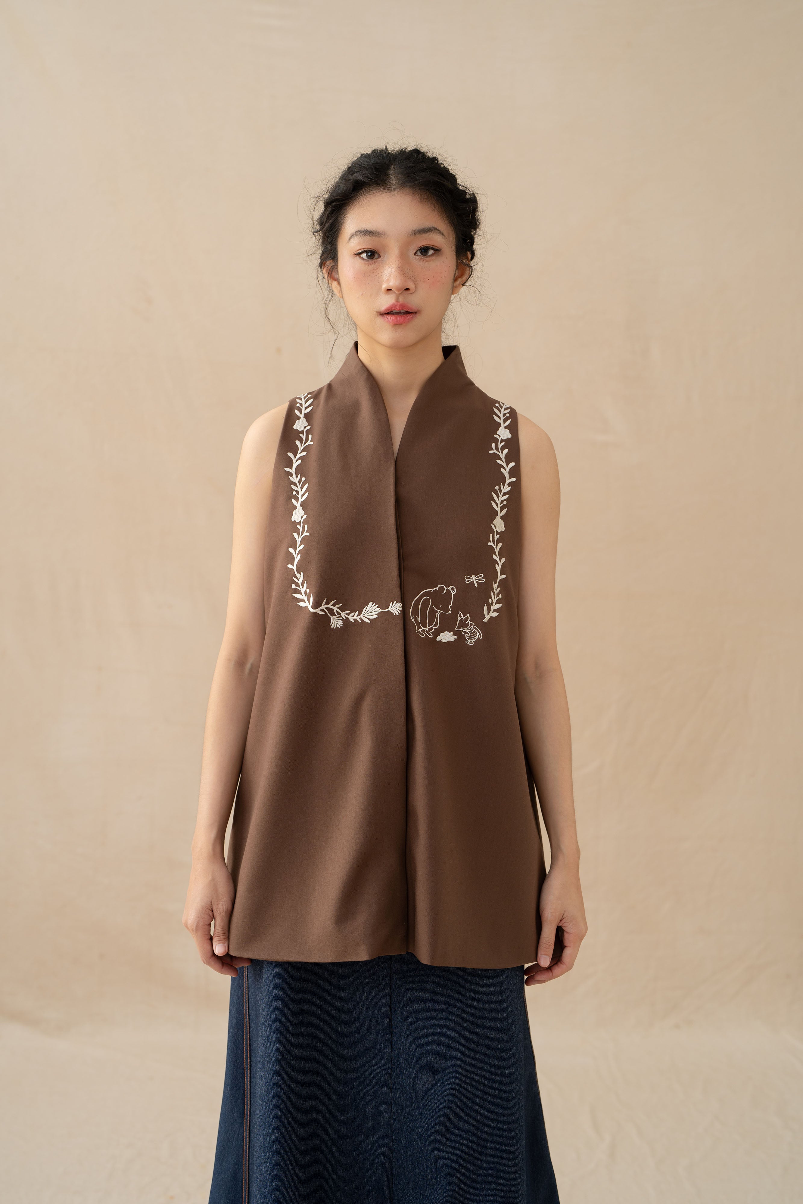 WTP Embroidery High Neck Top in Dark Brown