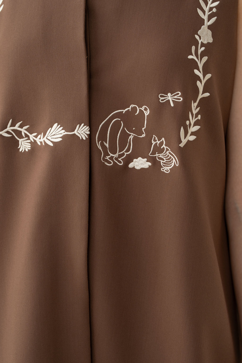 WTP Embroidery High Neck Top in Dark Brown