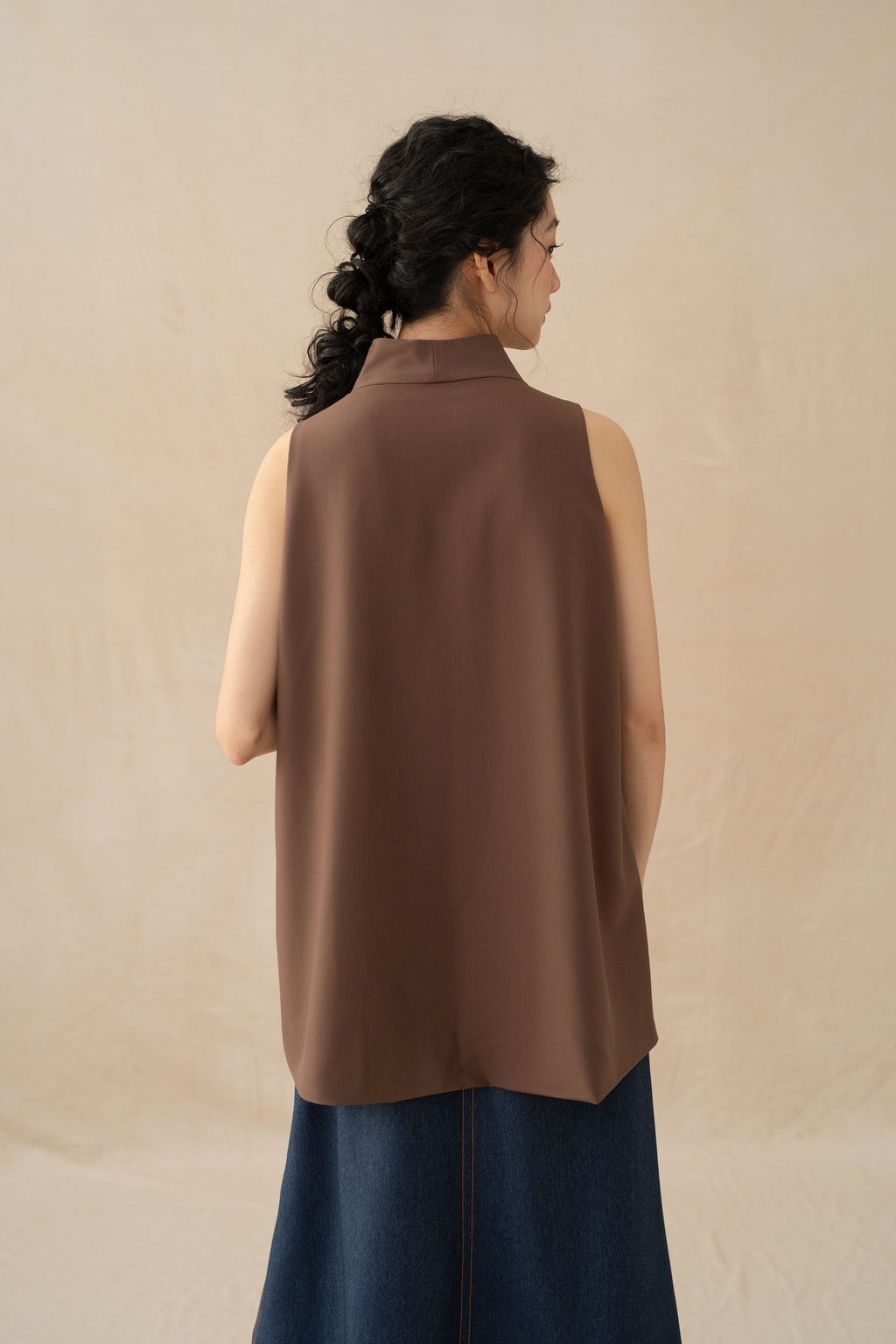 WTP Embroidery High Neck Top in Dark Brown