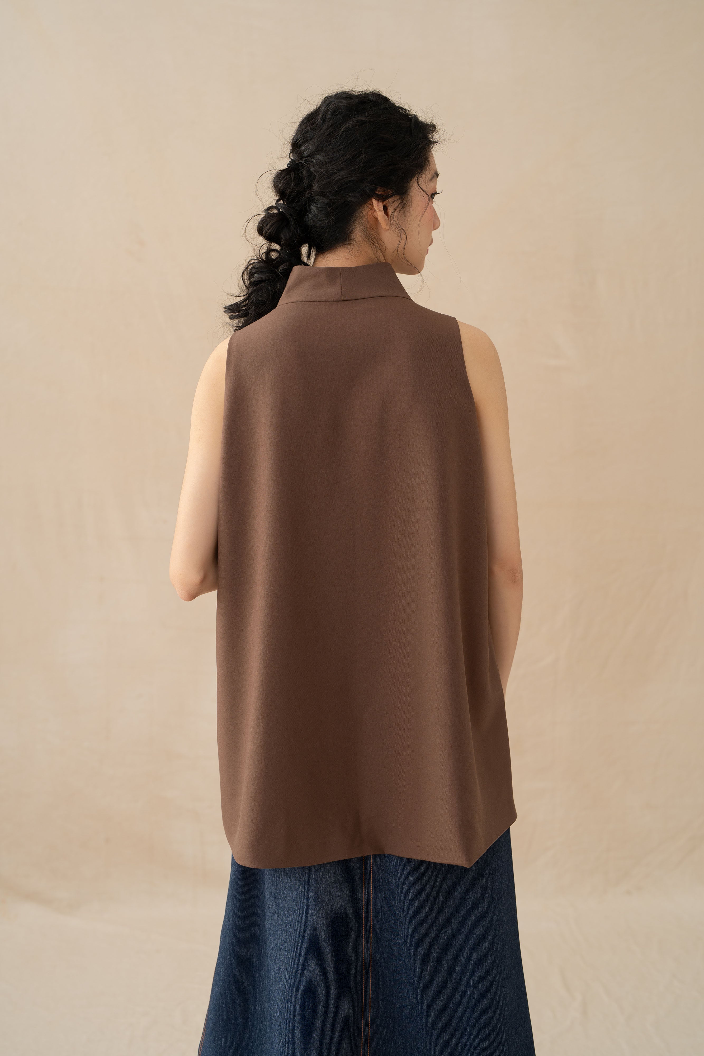 WTP Embroidery High Neck Top in Dark Brown