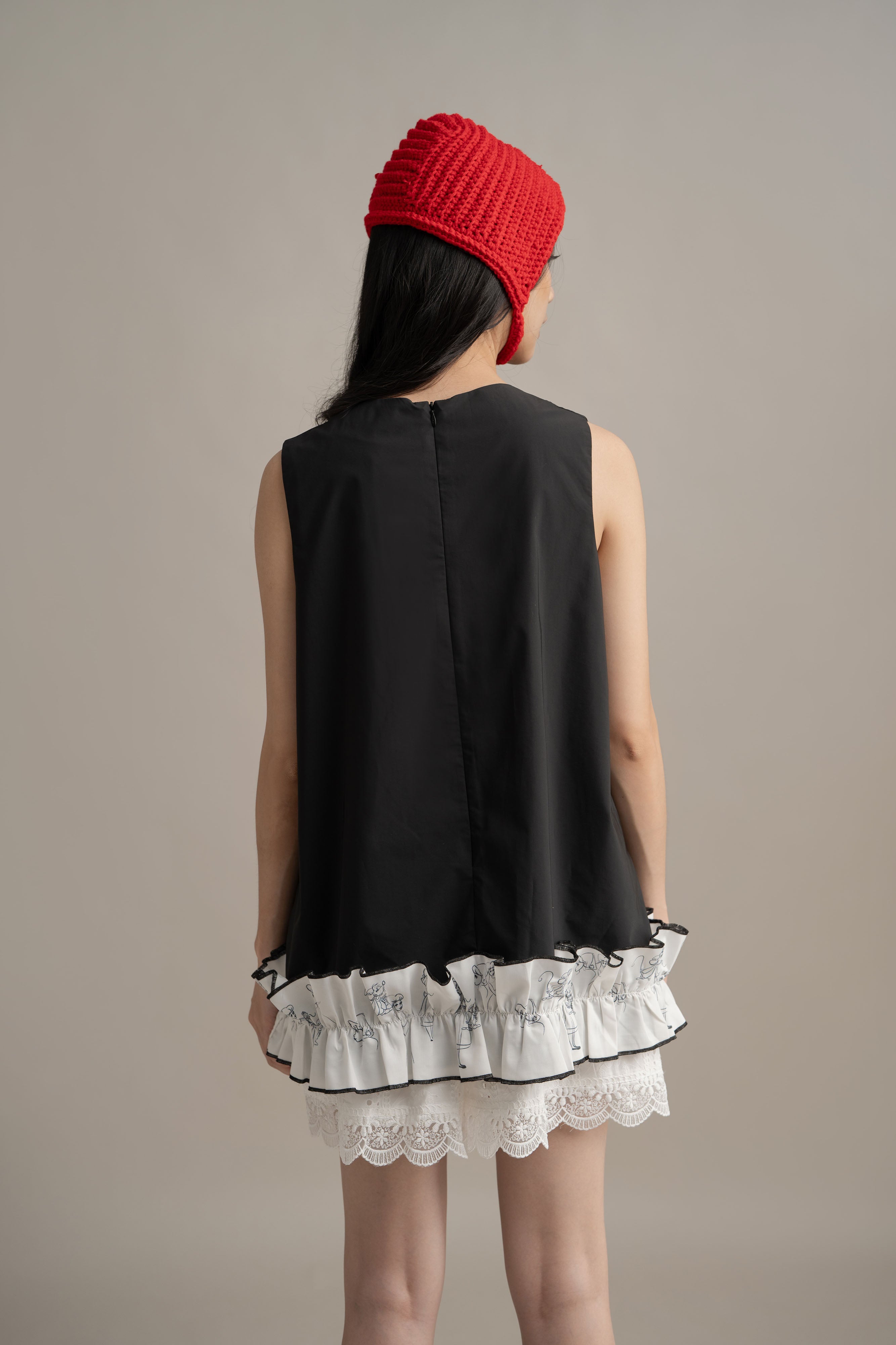 Cinderella Ruffle Pattern Top In Licorice