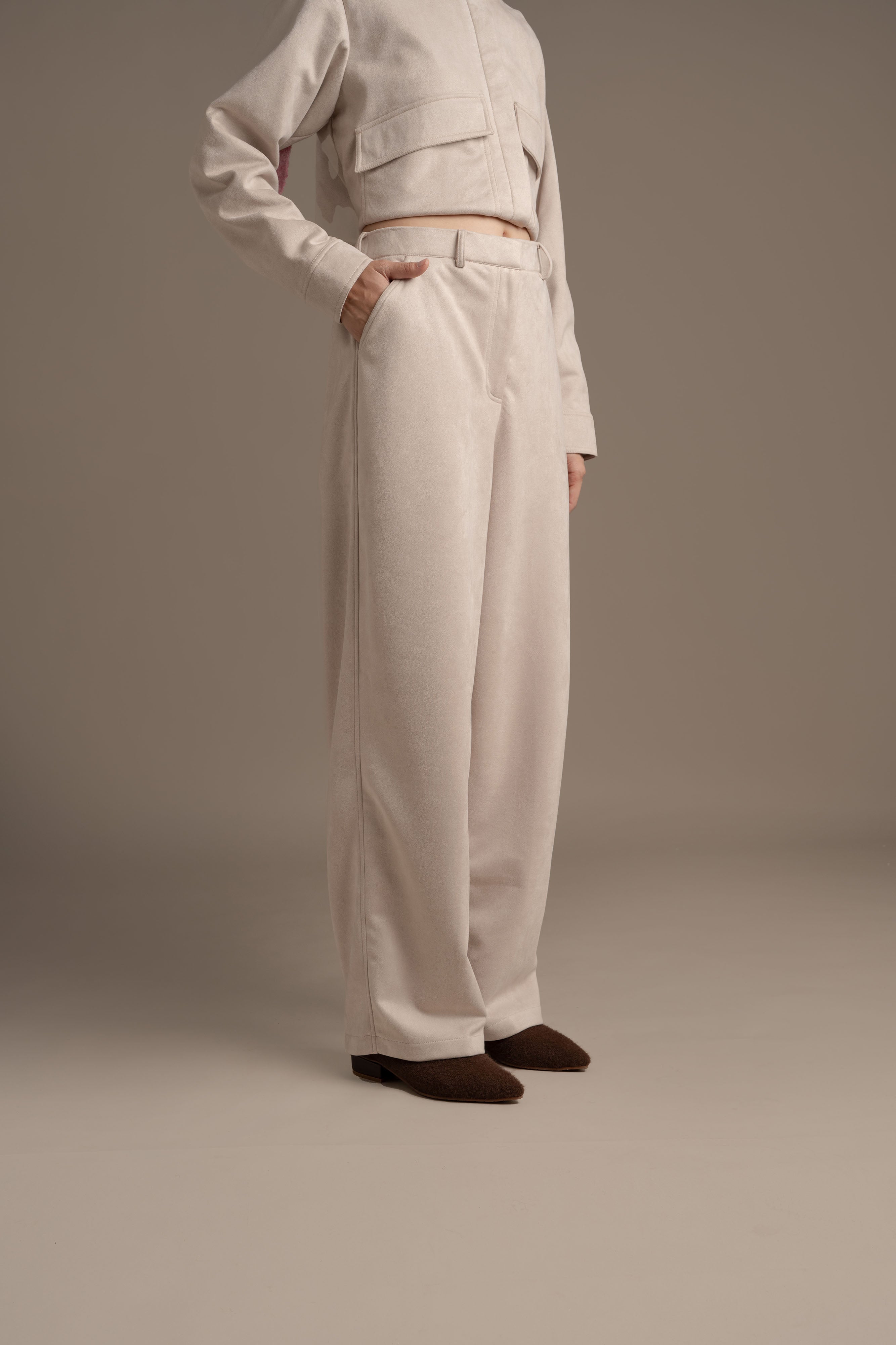 THC Suede Pants In Winter Fog