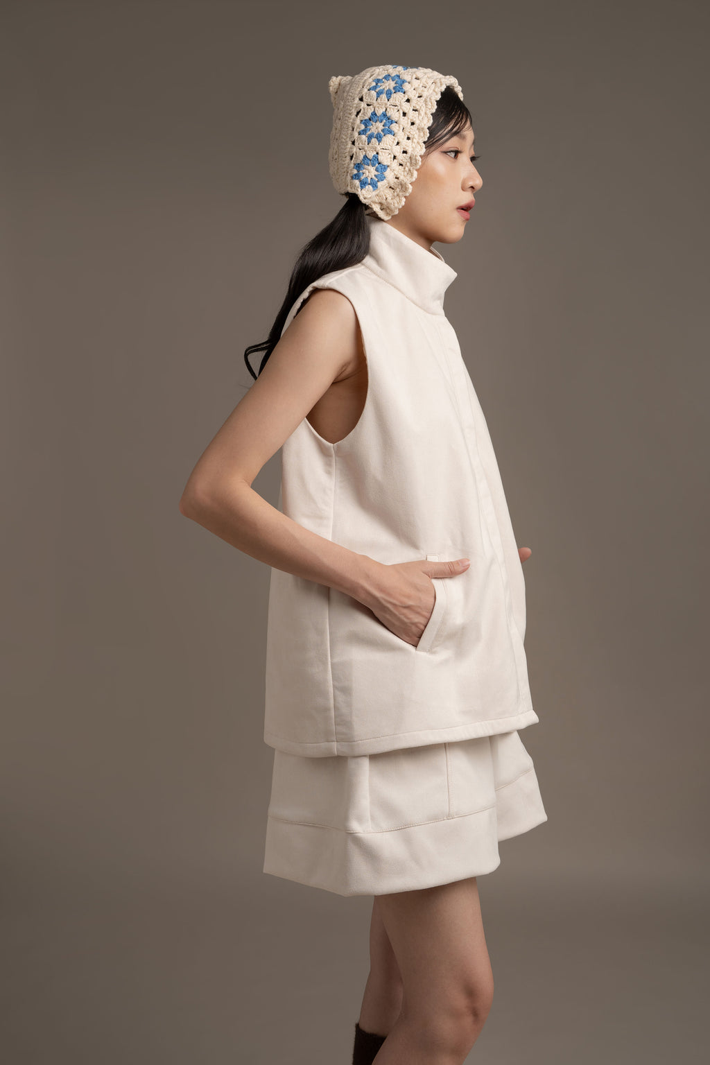 THC Suede Vest In Ice Frost