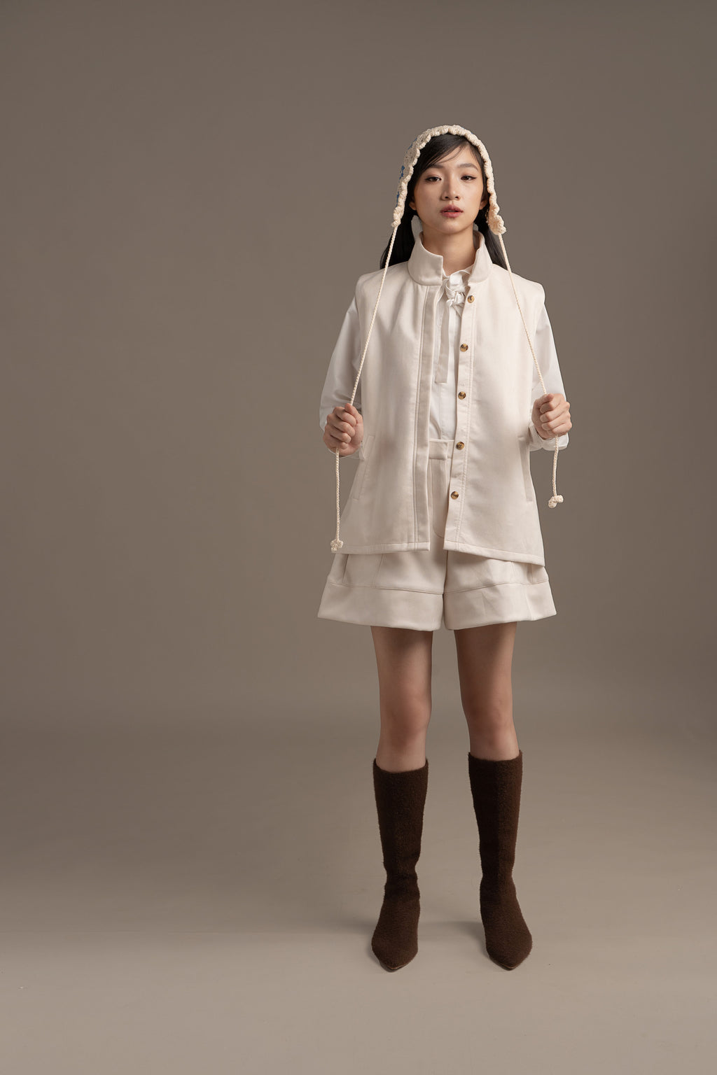 THC Suede Vest In Ice Frost