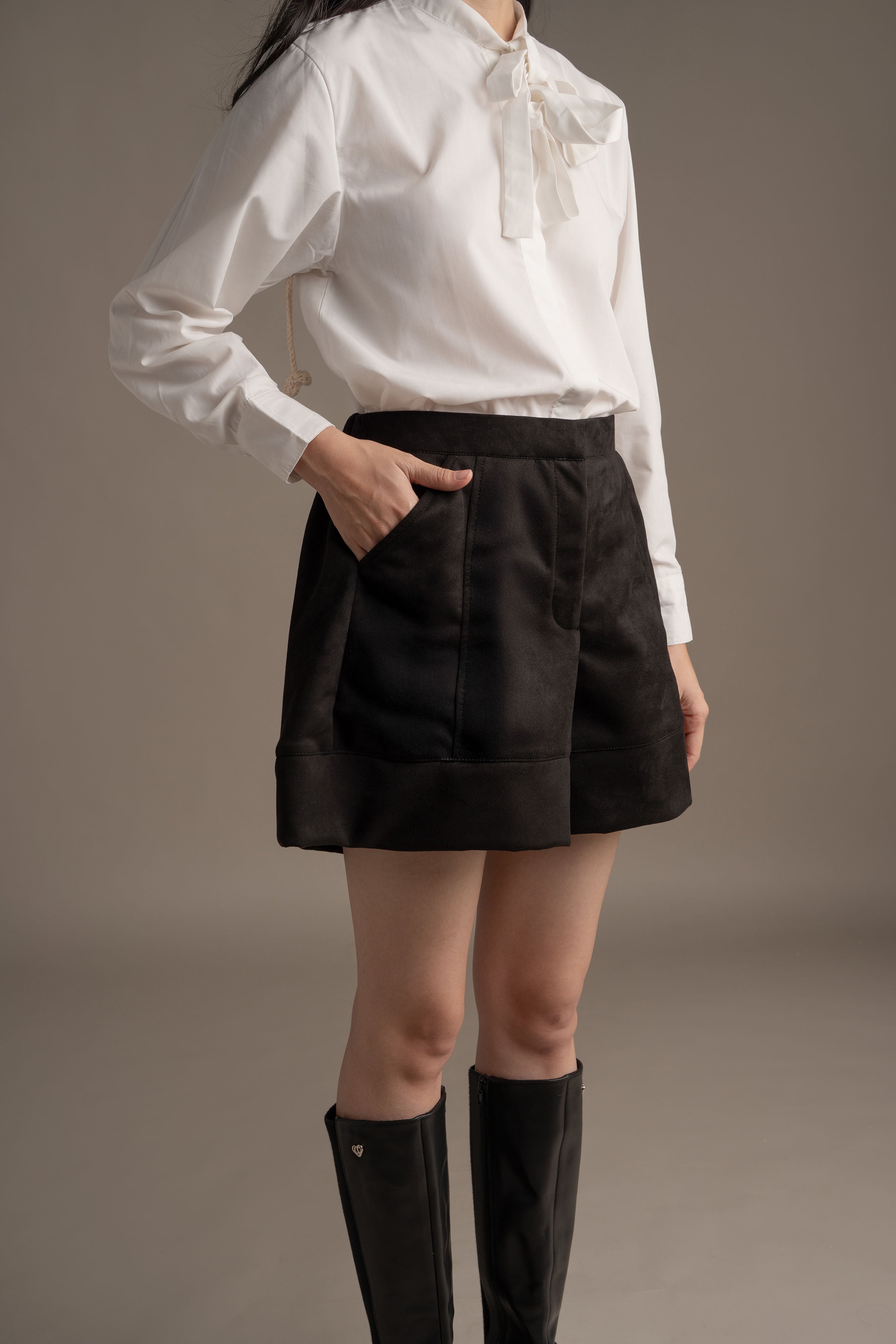 THC Suede Shorts In Midnight Noir