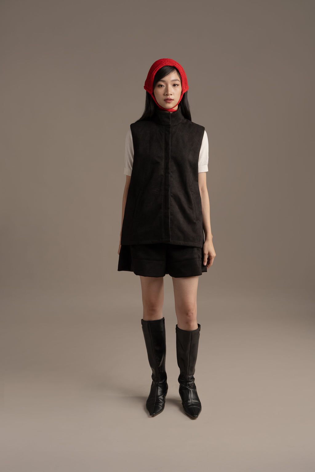 THC Suede Vest In Midnight Noir