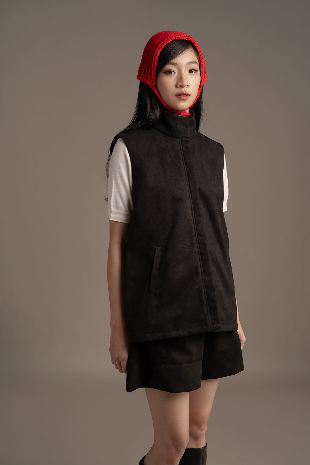 THC Suede Vest In Midnight Noir