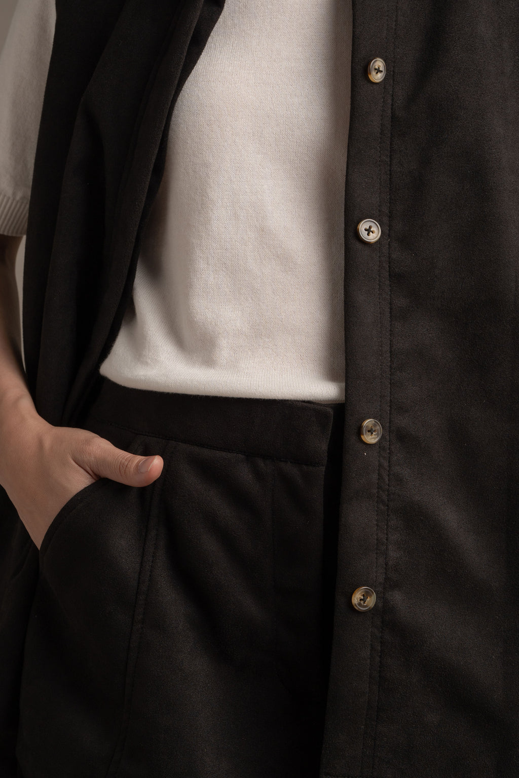 THC Suede Vest In Midnight Noir