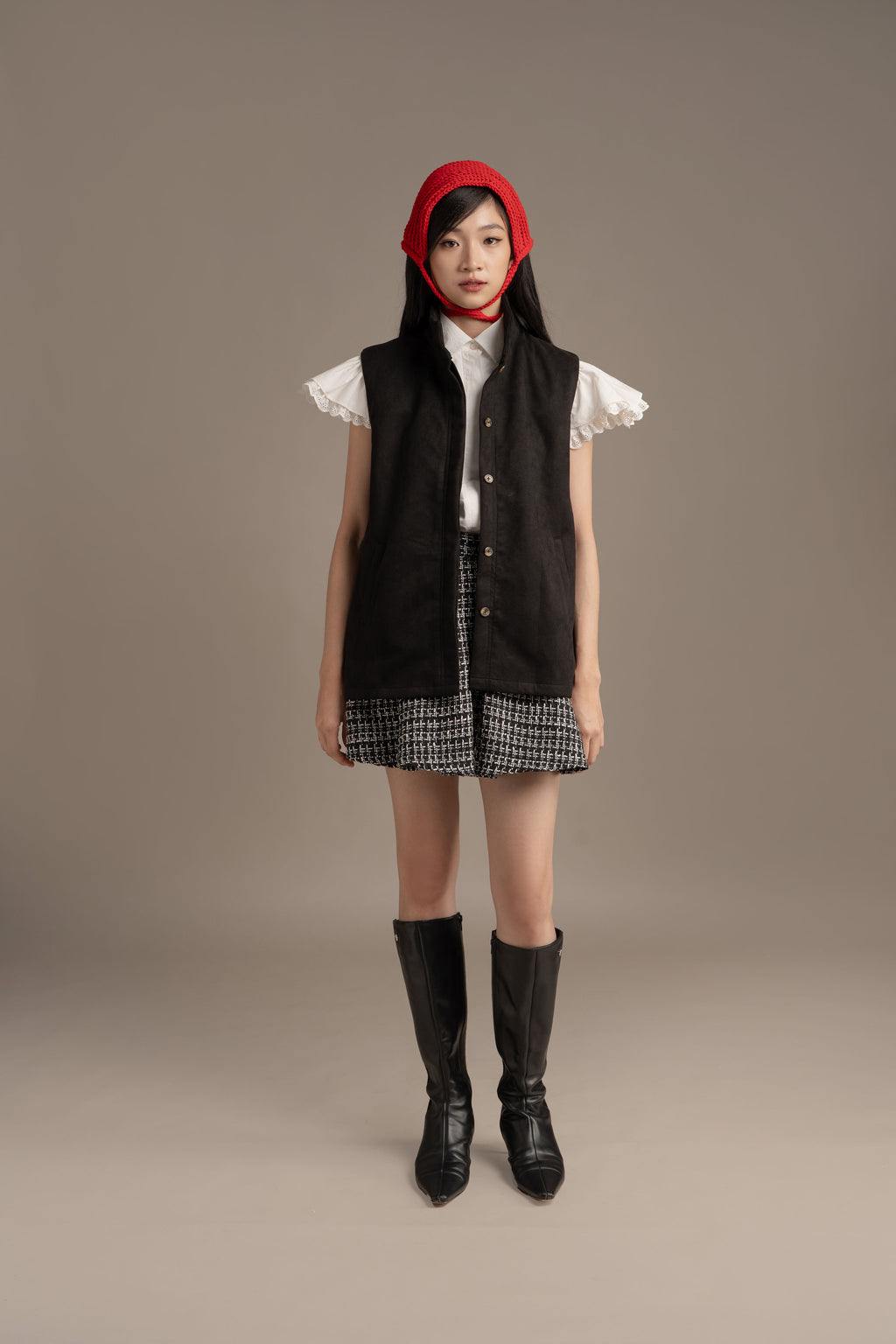 THC Suede Vest In Midnight Noir