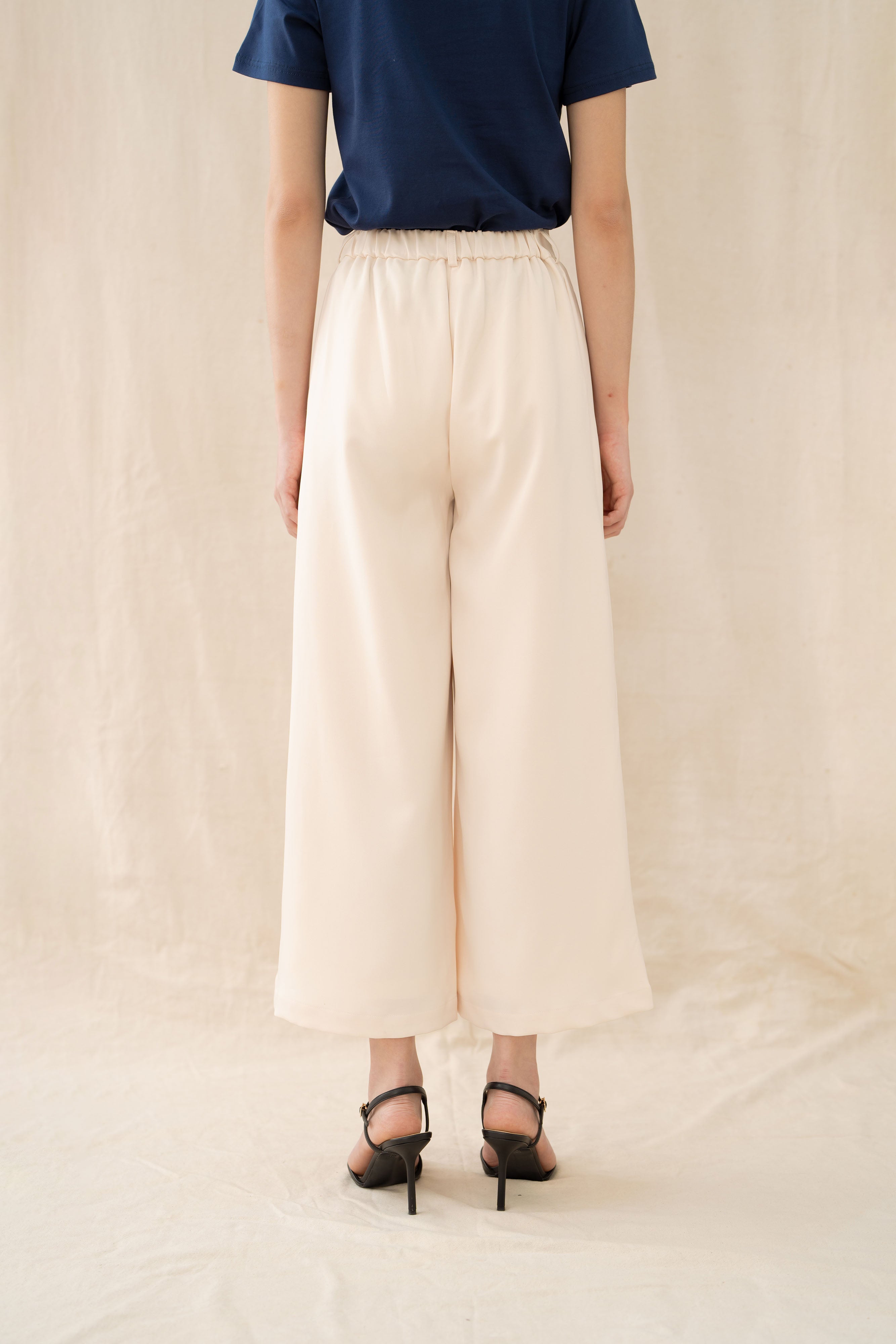 Essence Flare Pants