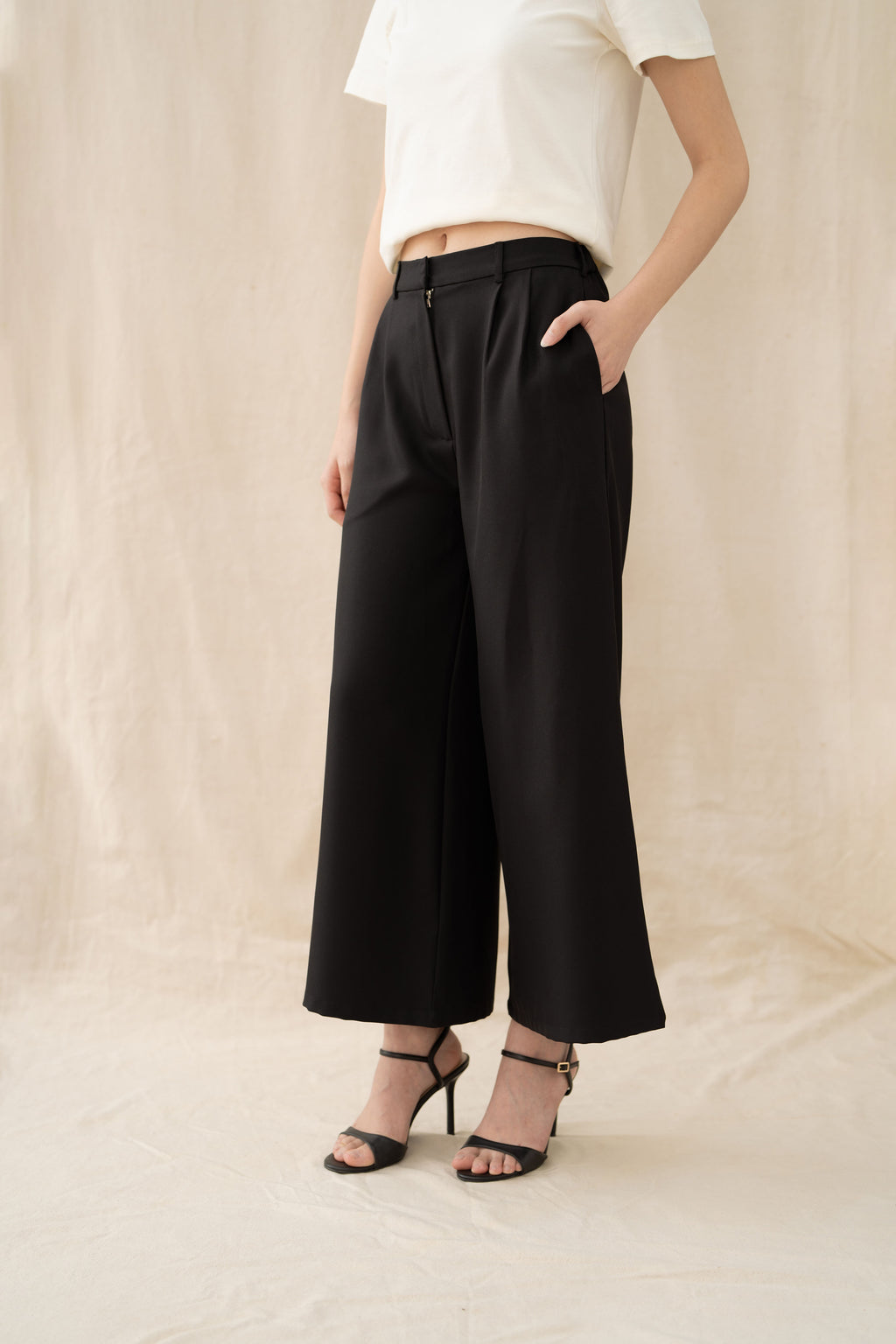Essence Flare Pants