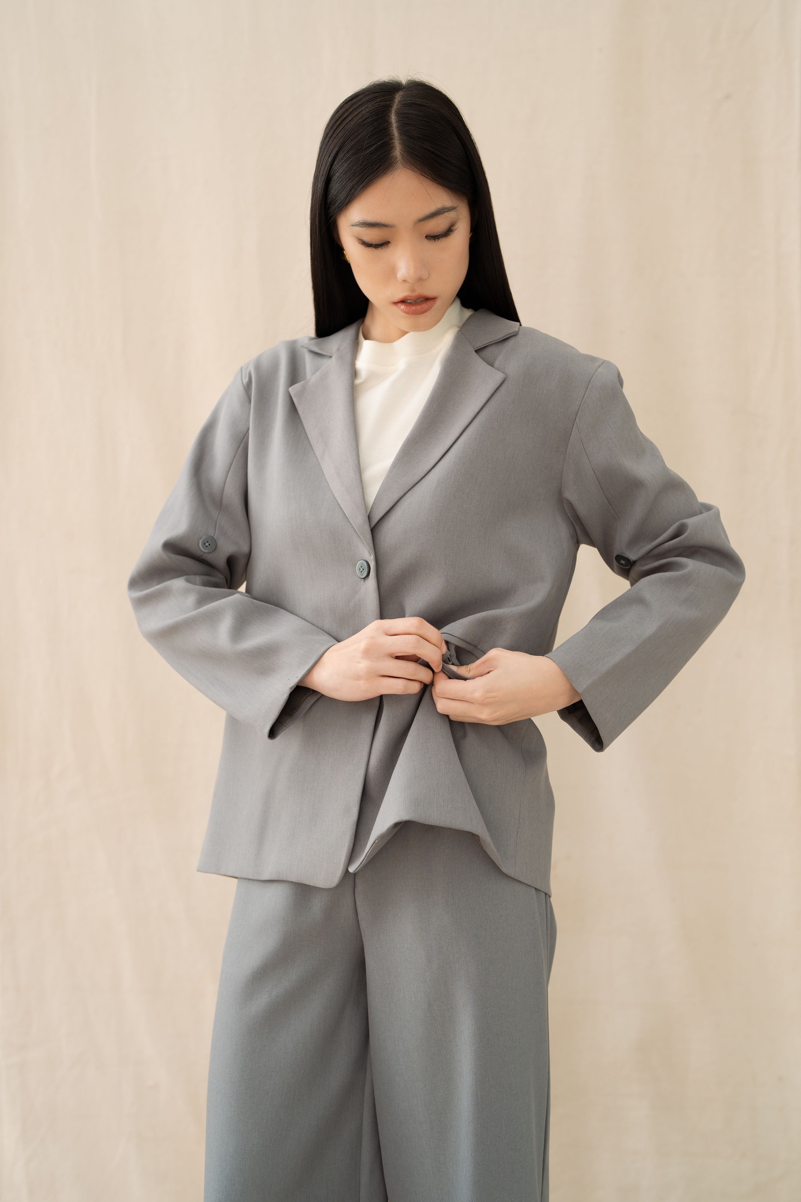 Essence Oversized Blazer – NOVERE